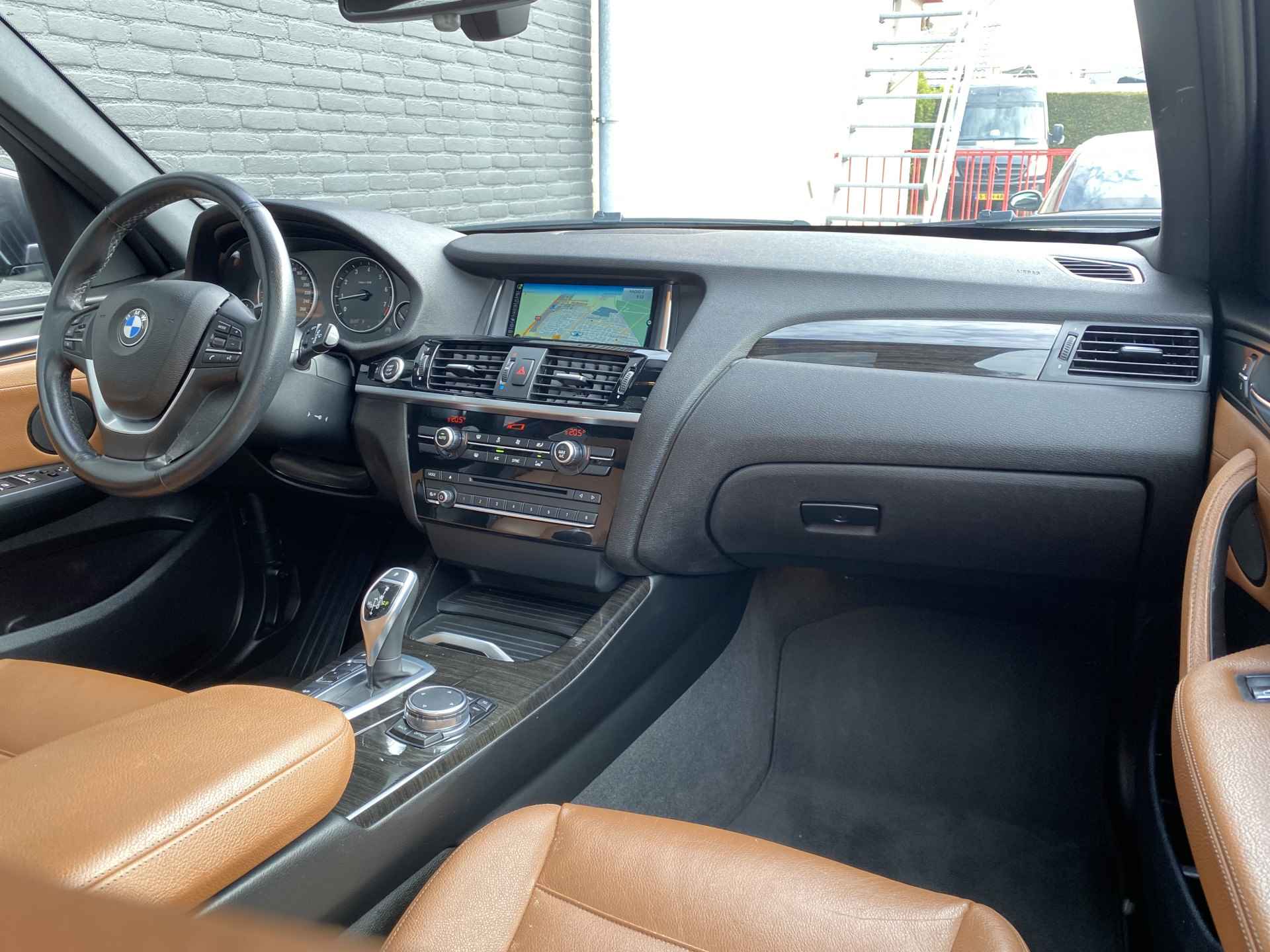 BMW X3 xDrive28i Centennial High Executive 245 pk AUT. | navigatie | panoramadak | congac leder | trekhaak | elektr. a. klep - 23/52