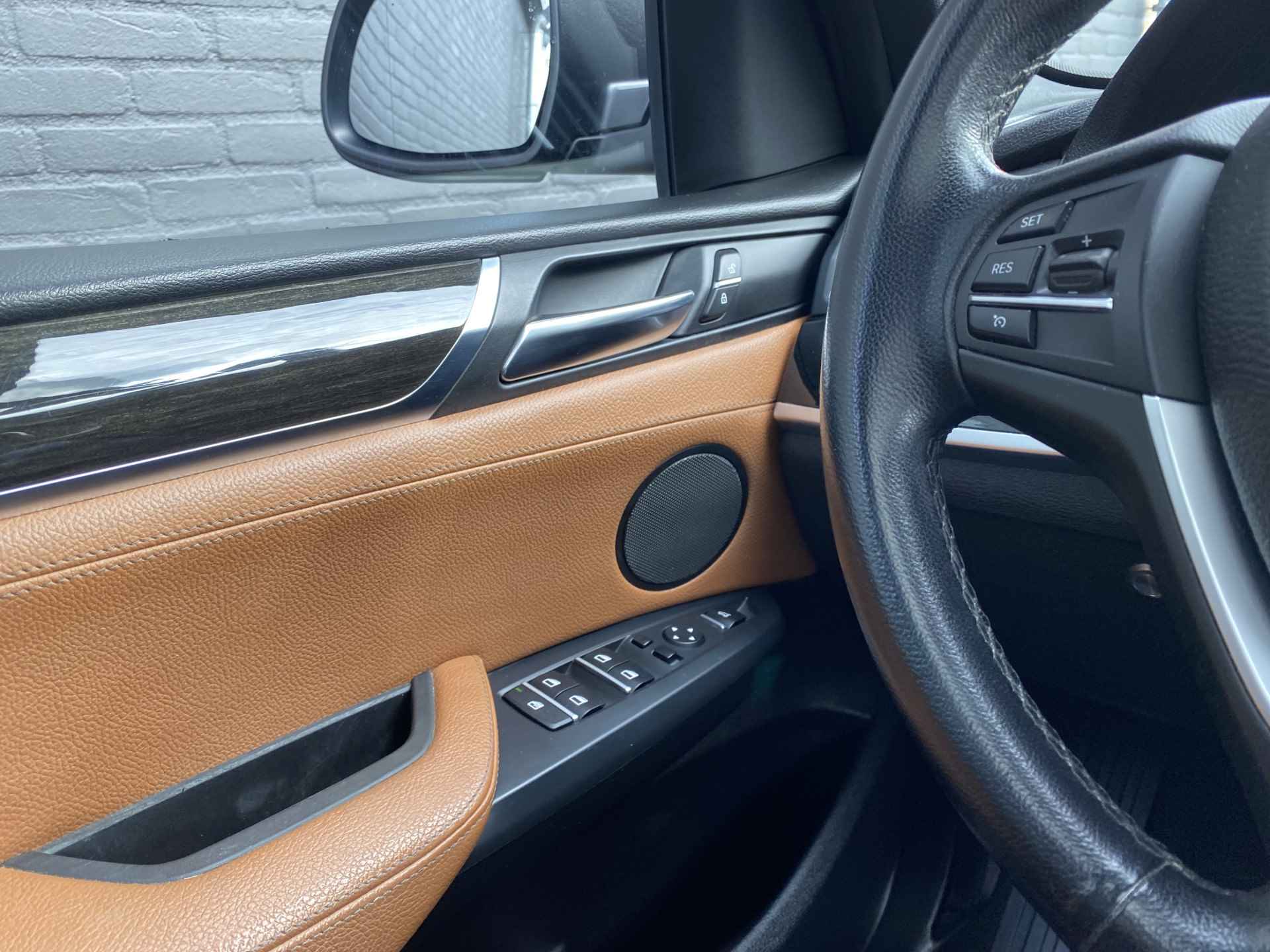BMW X3 xDrive28i Centennial High Executive 245 pk AUT. | navigatie | panoramadak | congac leder | trekhaak | elektr. a. klep - 36/52