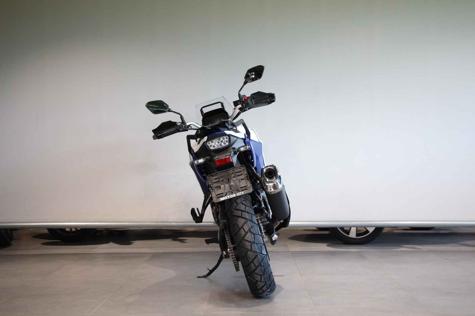 Suzuki V-STROM 800 DE - 7/12