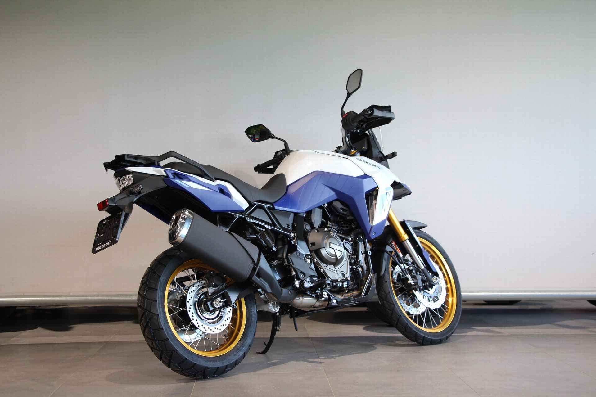 Suzuki V-STROM 800 DE - 8/12