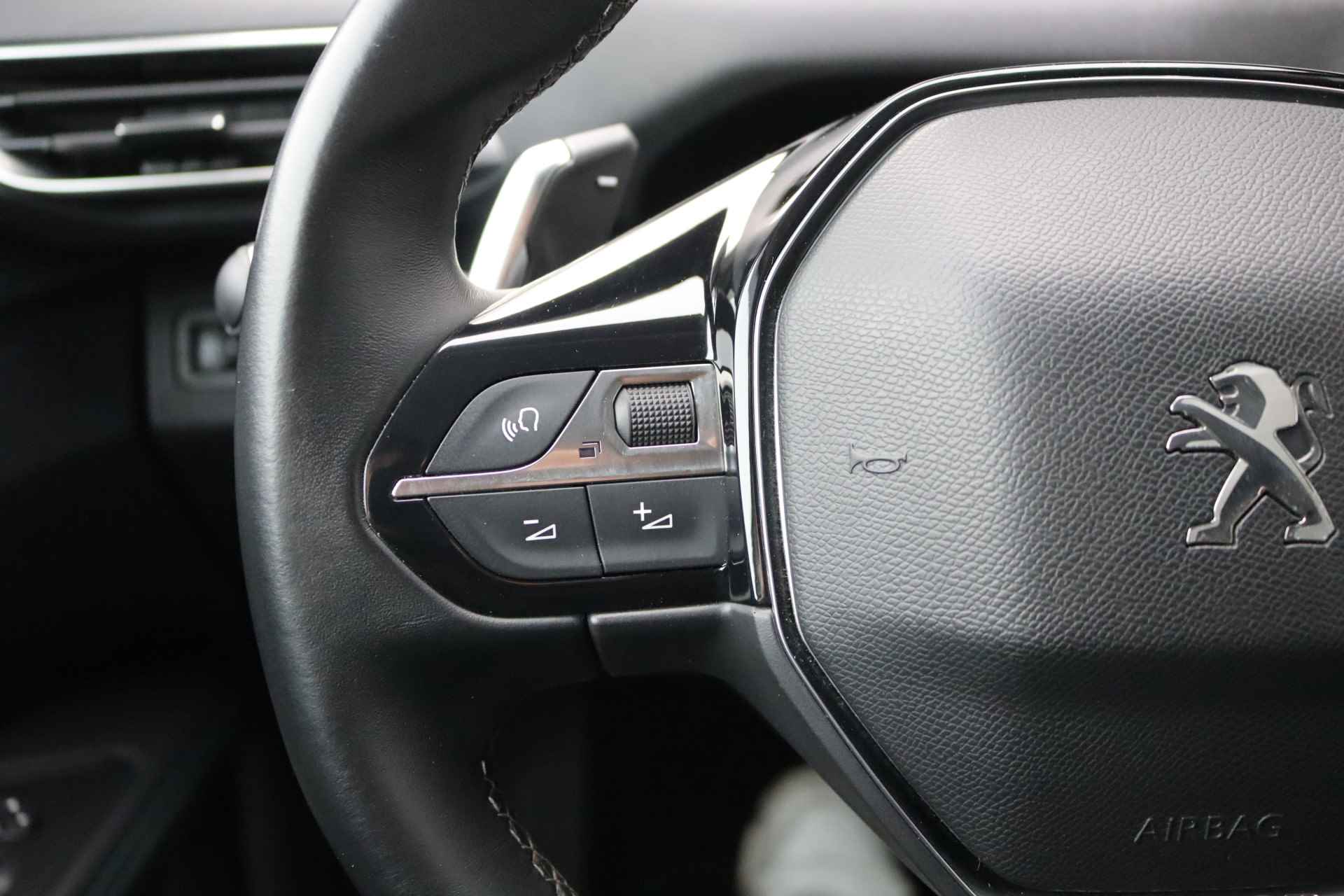 Peugeot 3008 1.2 PureT. 130PK EAT8 Automaat AllureTrekhaak/Carplay-android/Cruise-Control/Camera - 14/29