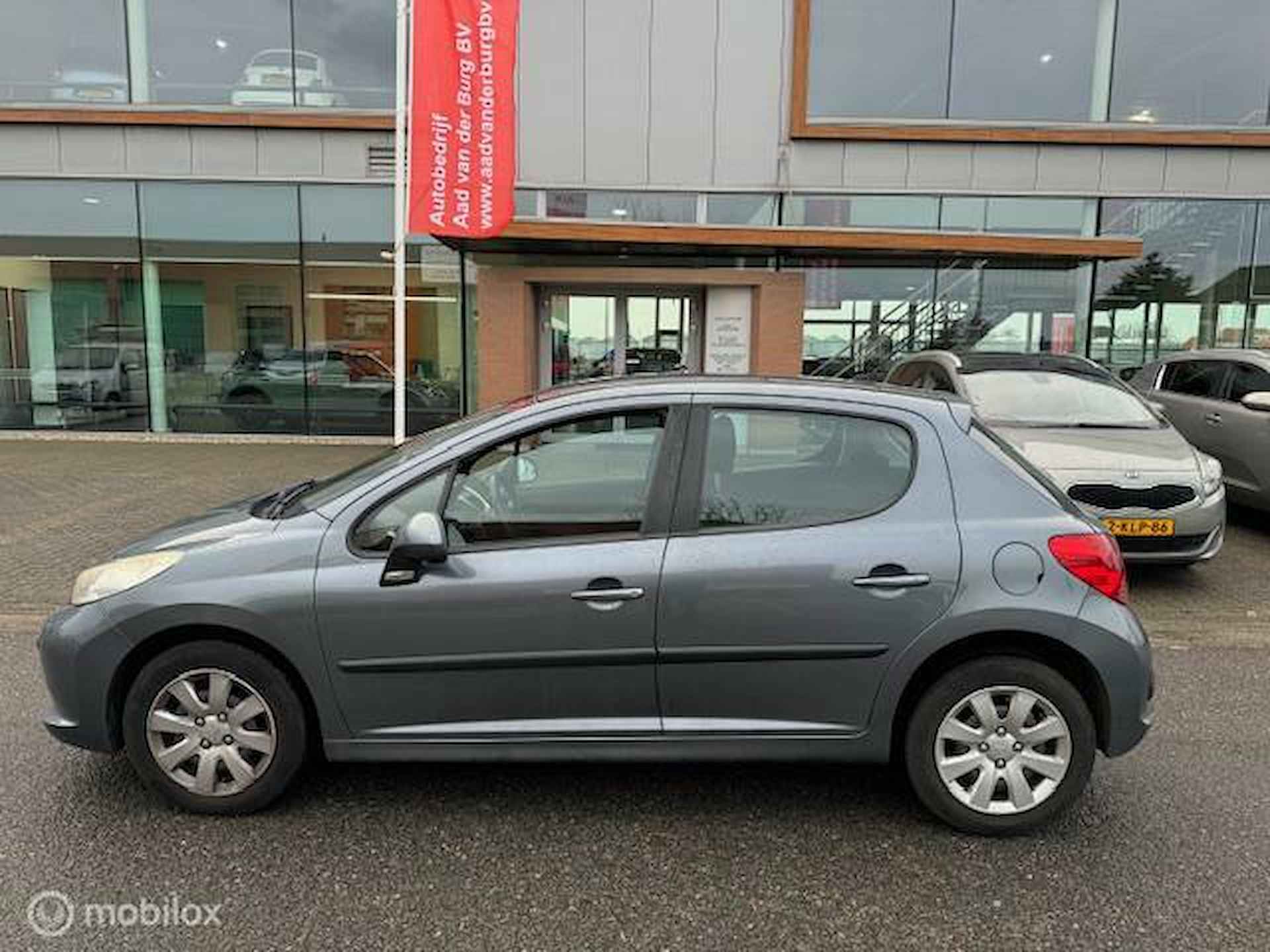 Peugeot 207 1.4 VTi XS Pack 3 deurs  Rijklaar geleverd incl nieuwe APK tot  22-02-2026 ! - 2/14