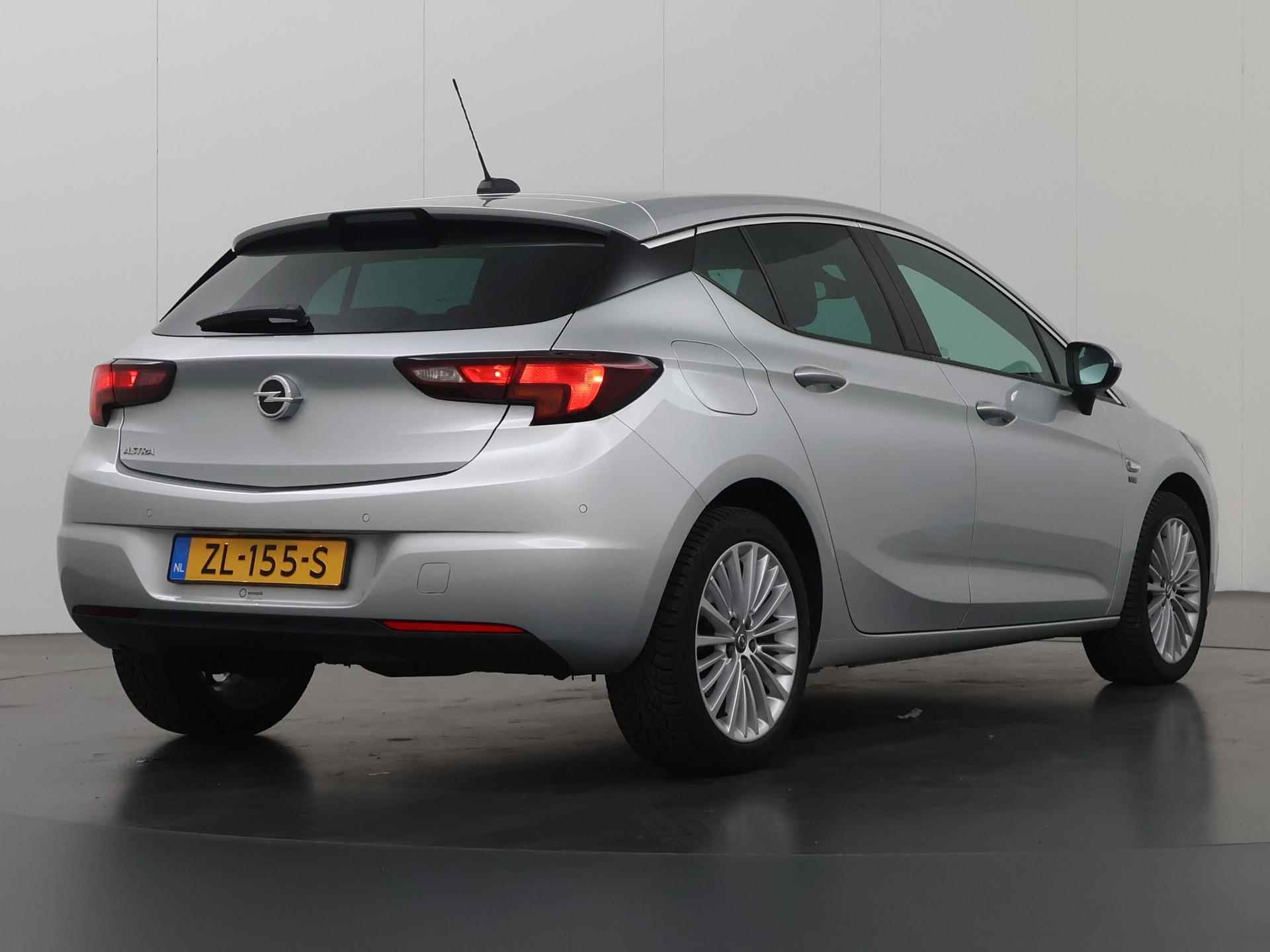 Opel Astra 1.0 Turbo 120 Jaar Edition | Navigatie | Ergo comfort Stoelen | Climate Control | Stoelverwarming | Parkeersensoren | DAB | - 3/36