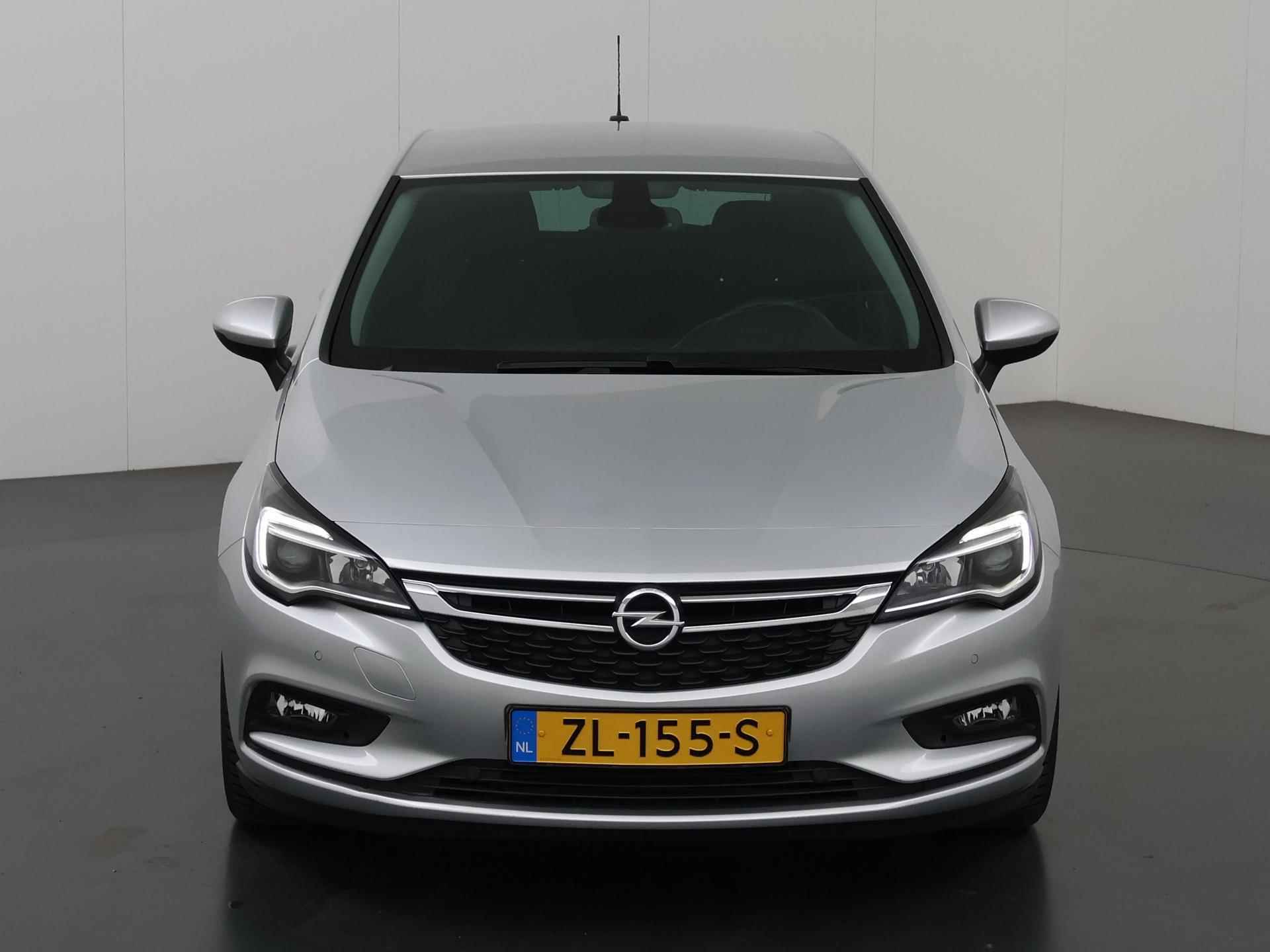 Opel Astra 1.0 Turbo 120 Jaar Edition | Navigatie | Ergo comfort Stoelen | Climate Control | Stoelverwarming | Parkeersensoren | DAB | - 4/36