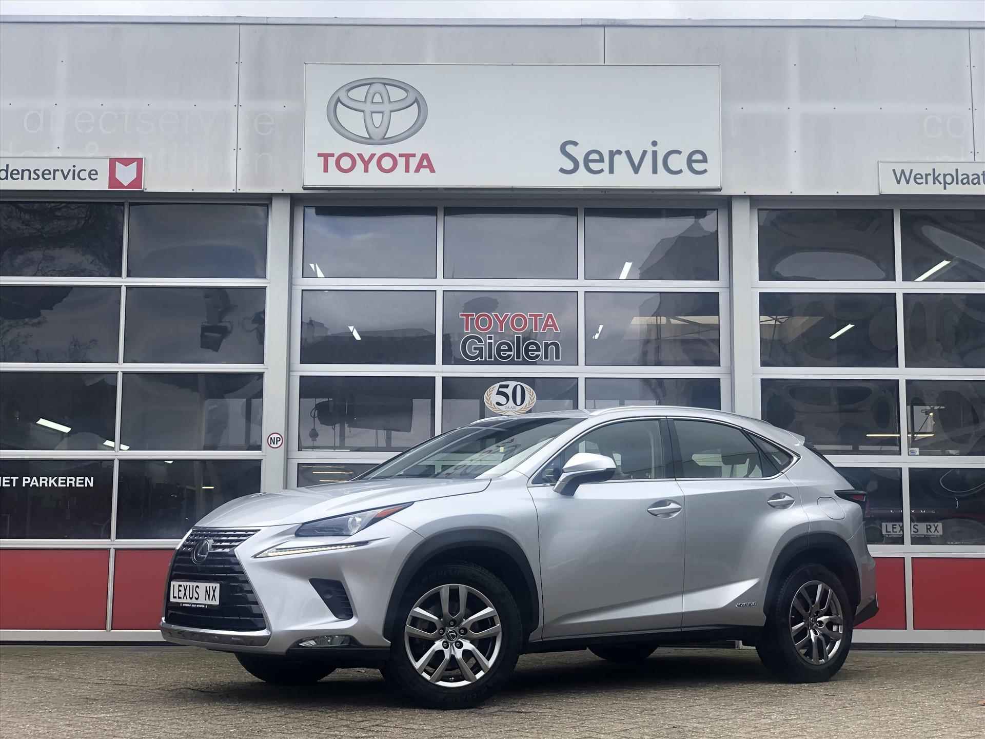 Lexus Nx 300h AWD Sport Edition | Trekhaak, Eerste eigenaar, Leer, Stoelverwarming, Parkeersensoren, 18 inch, Navi, CarPlay - 2/33