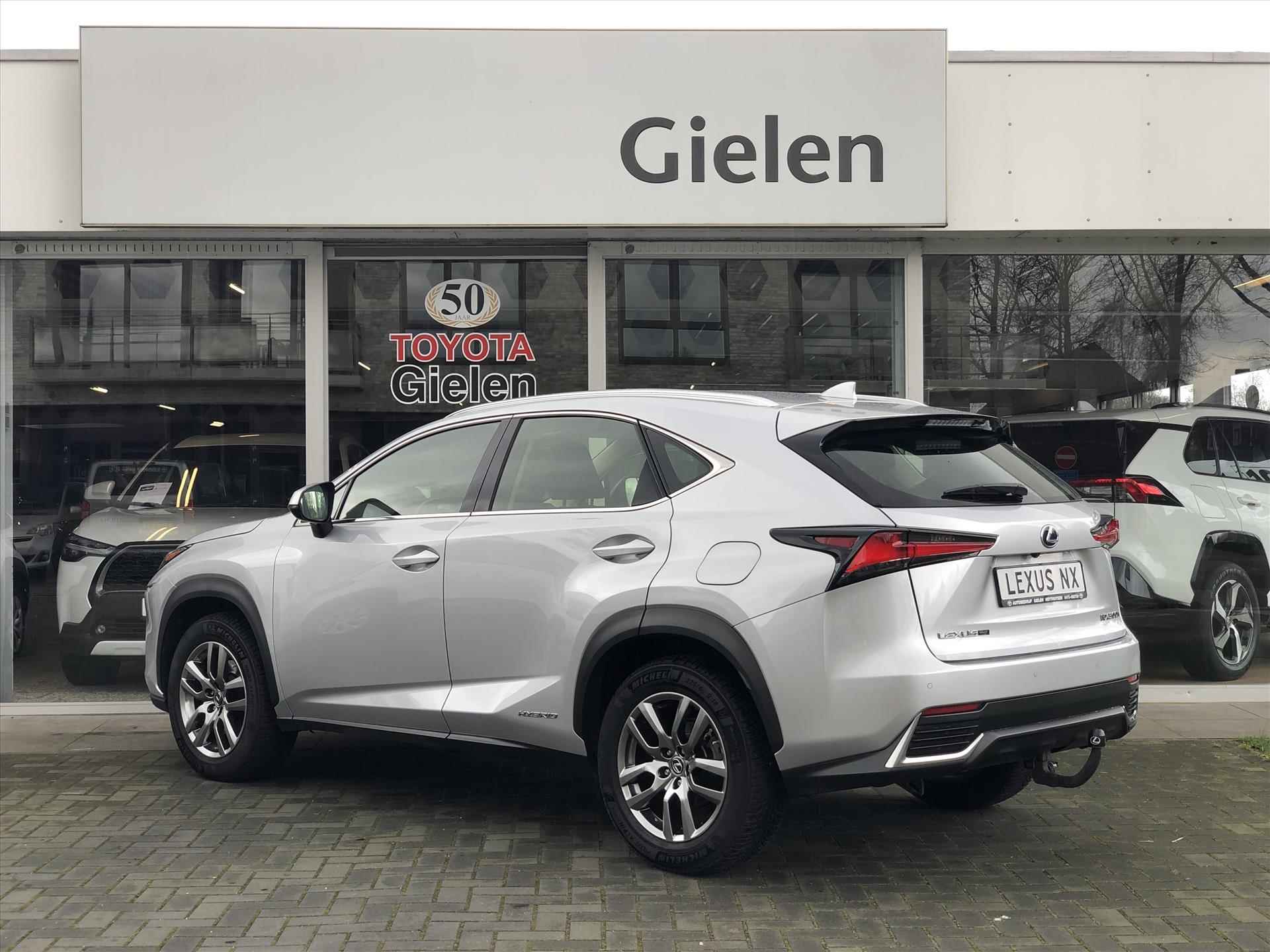 Lexus Nx 300h AWD Sport Edition | Trekhaak, Eerste eigenaar, Leer, Stoelverwarming, Parkeersensoren, 18 inch, Navi, CarPlay - 33/33