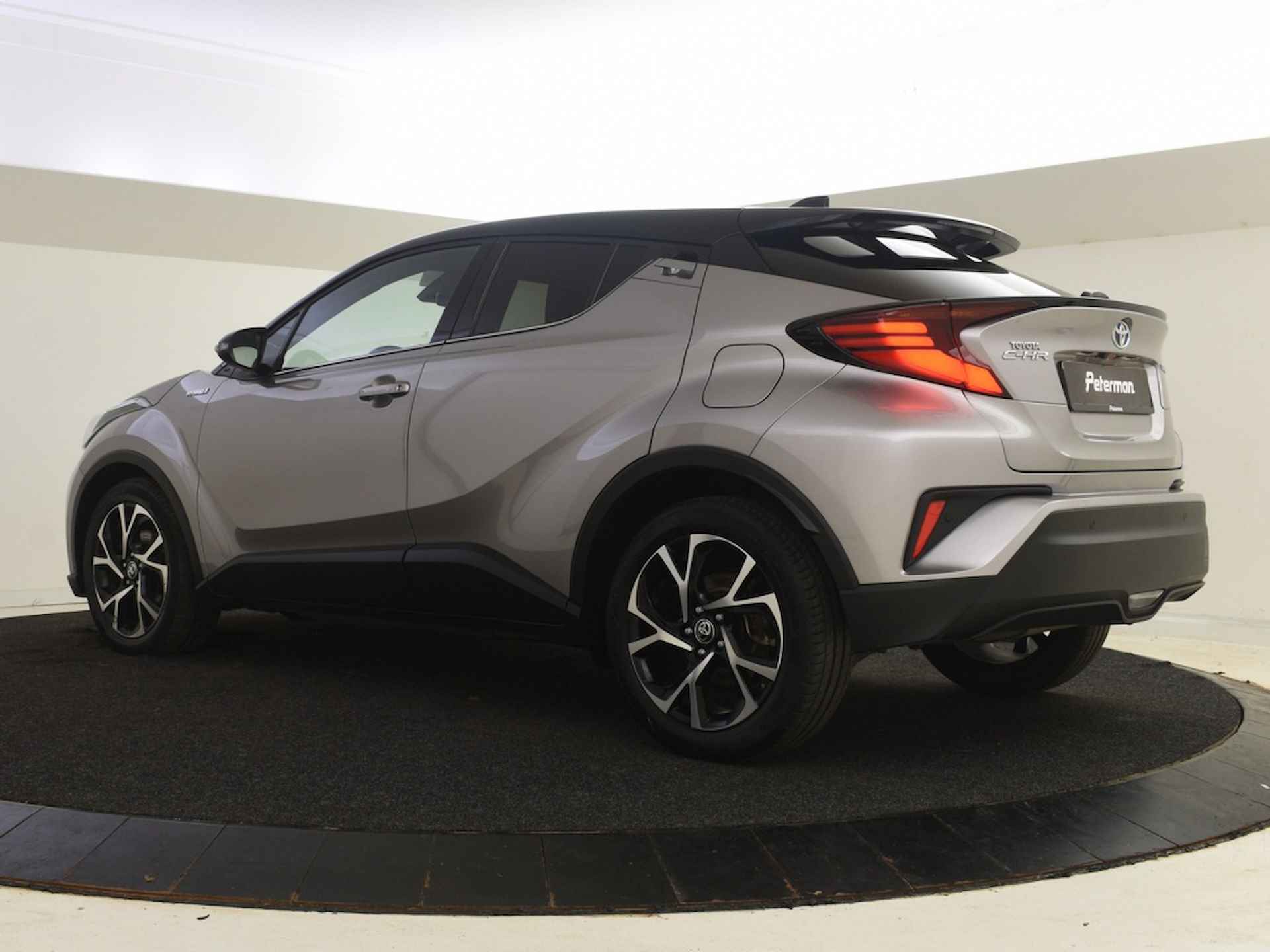 Toyota C-HR 1.8 Hybrid Bi Tone | Stuur en Stoelverwarming | BLS | Parkeersen - 2/30