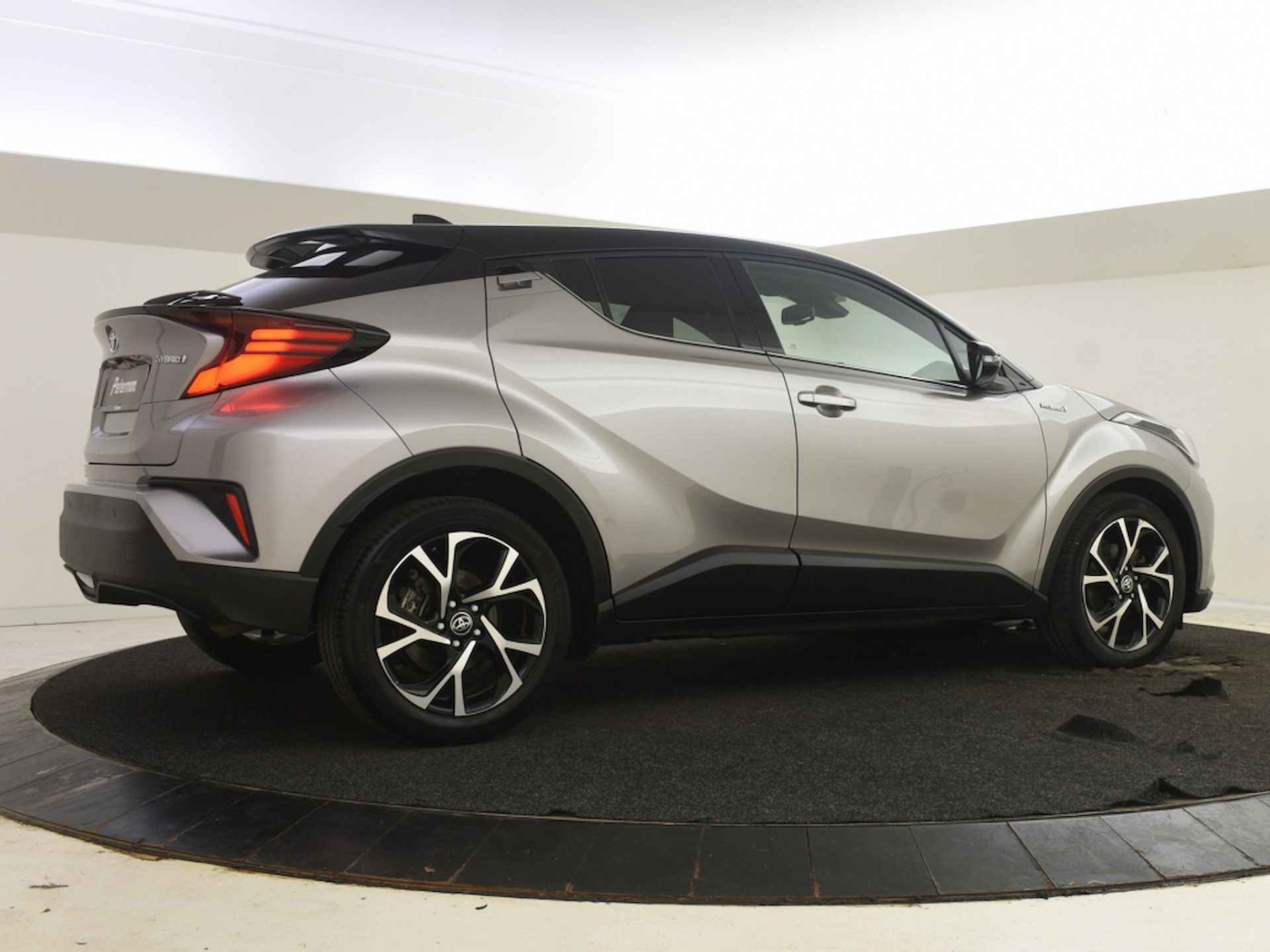 Toyota C-HR 1.8 Hybrid Bi Tone | Stuur en Stoelverwarming | BLS | Parkeersen - 6/30