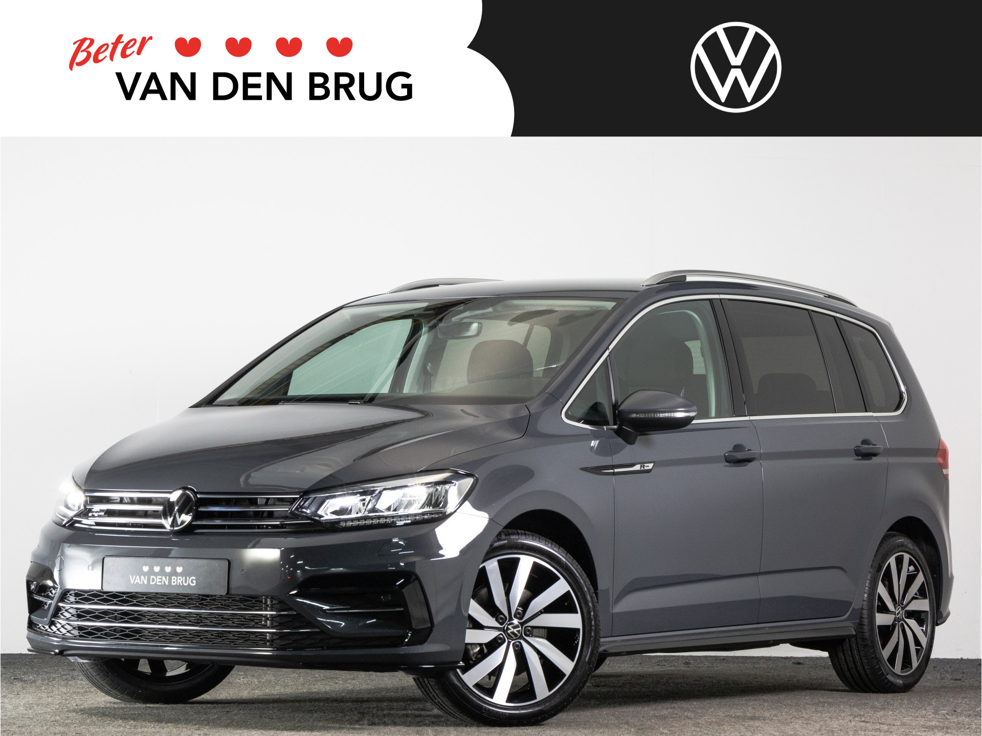 Volkswagen Touran R-Line 1.5 TSI 150 PK DSG 7-Persoons | LED | Adaptieve Cruise Control | Navigatie | Side Assist |