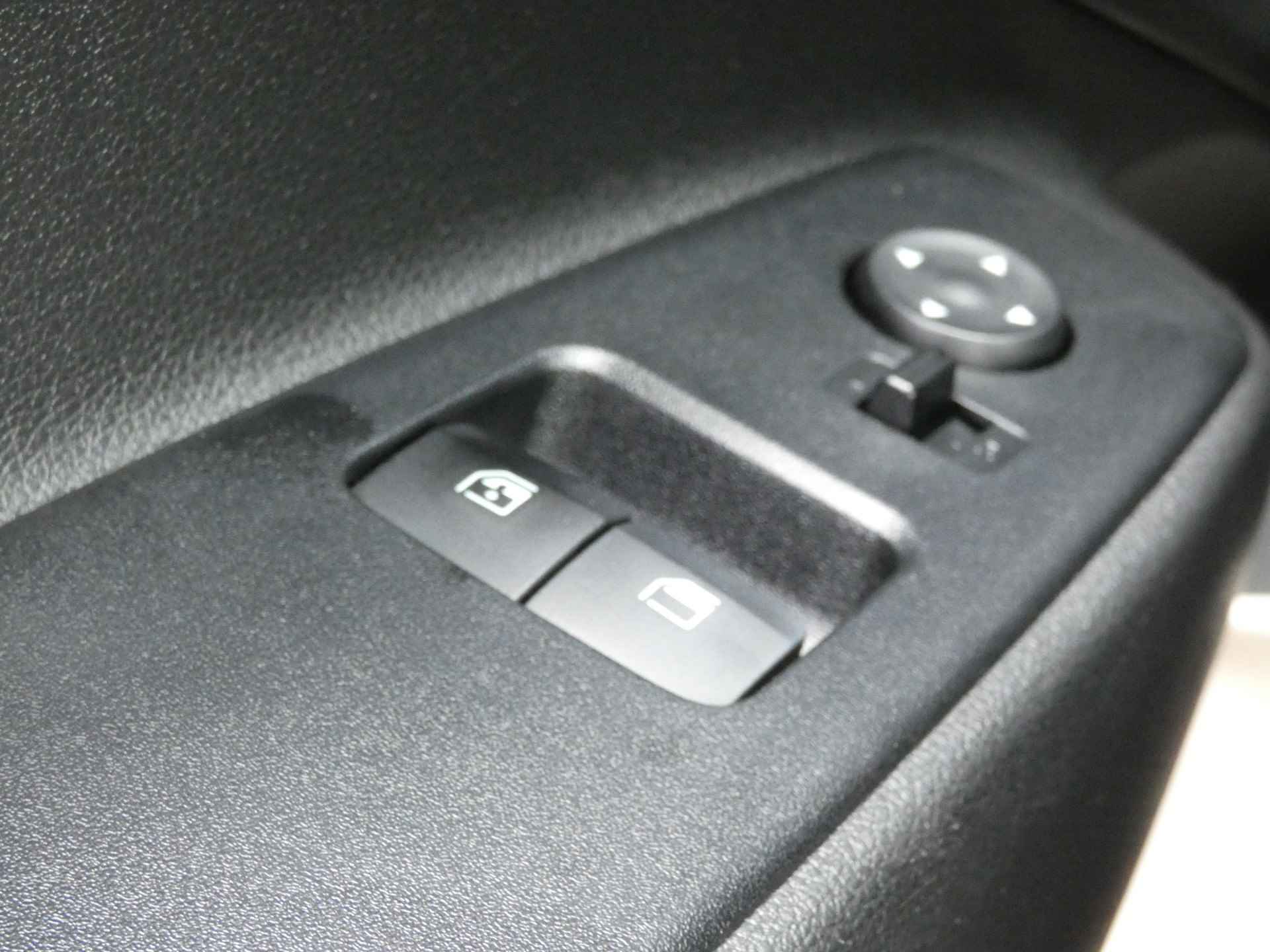 Hyundai i10 1.0 Comfort | Navigatie | Camera - 18/42