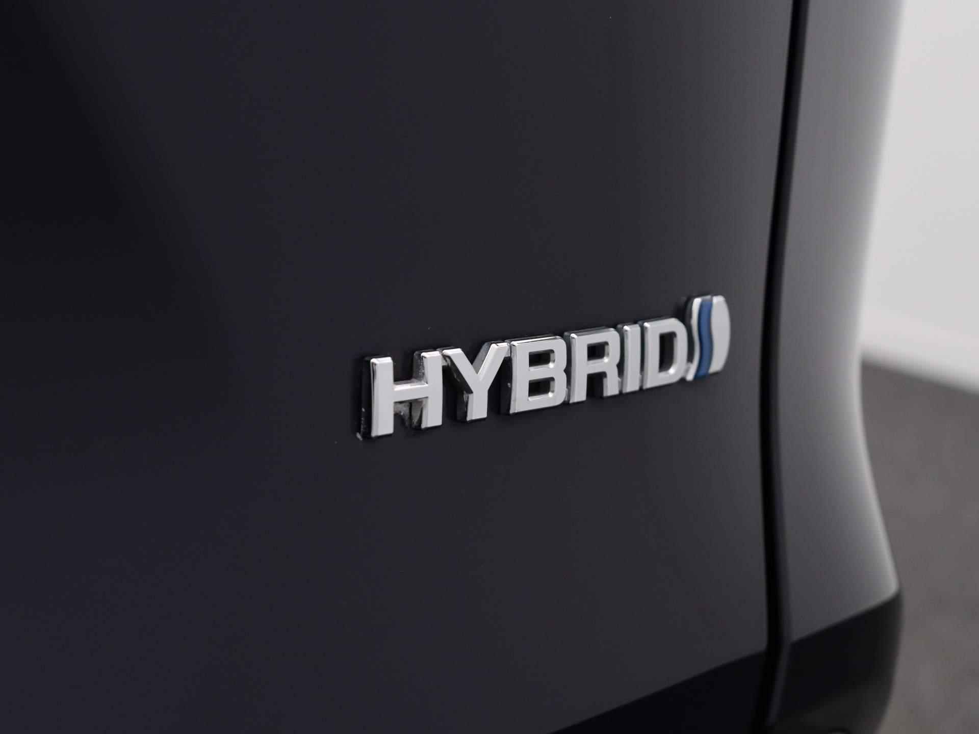 Toyota RAV4 2.5 Hybrid AWD Dynamic | 1650kg Trekvermogen | Stoel en Voorruit verwarming | Achteruitrijcamera | All-Season Banden | - 39/50