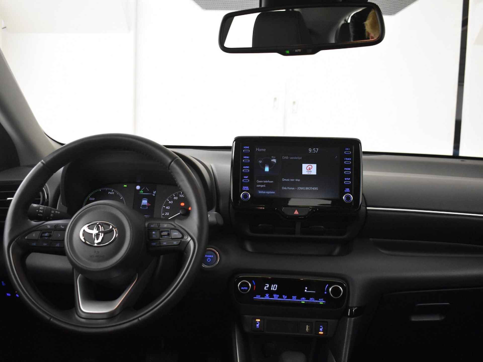 Toyota Yaris 1.5 Hybrid Edition | Stuur en Stoelverwarming | Apple & Android - 4/28