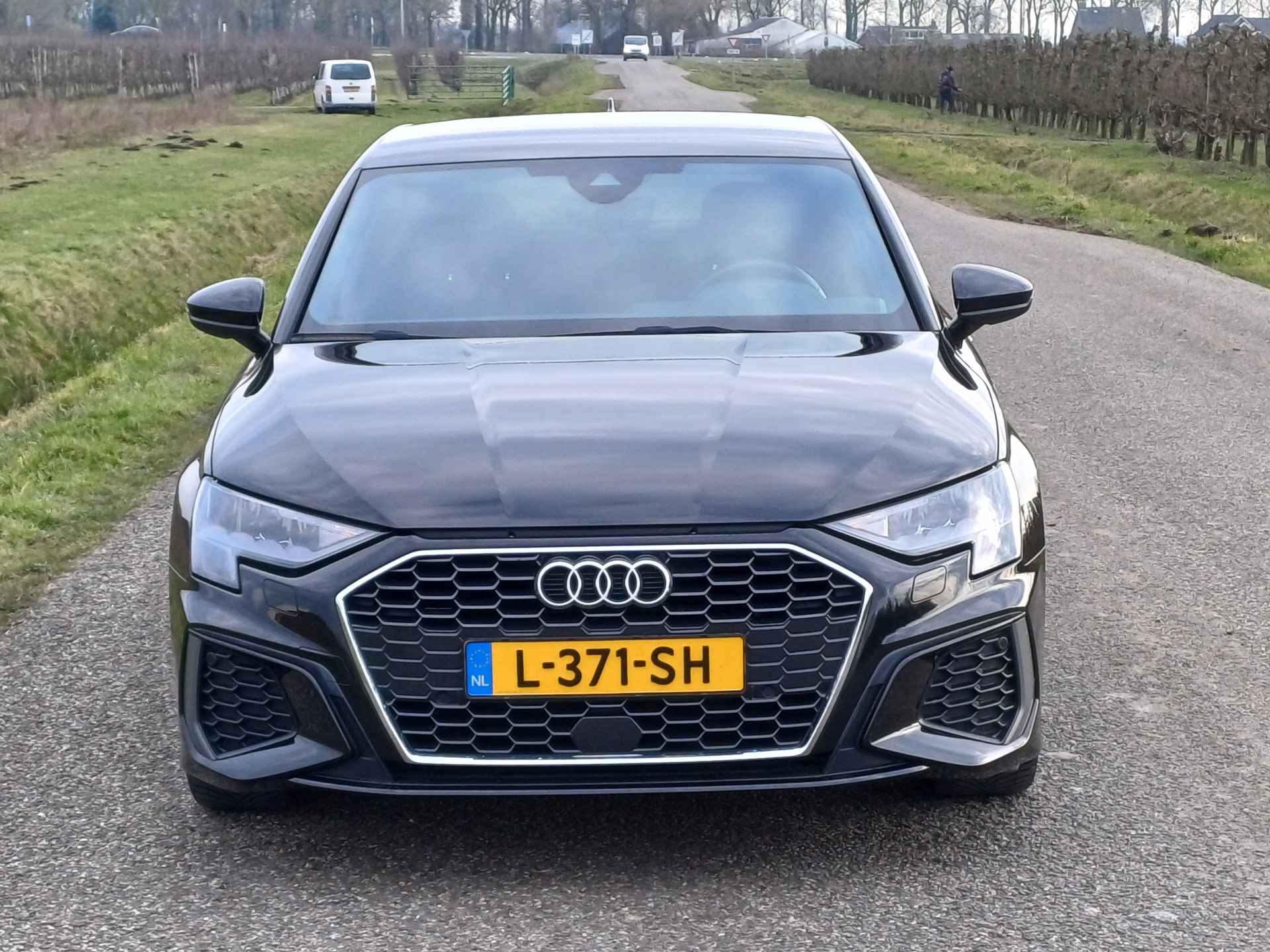 Audi A3 Sportback 35 TFSI S edition /Nieuwstaat !/S-Line/LED/Digi Dash/Navi/Cruise/17 INCH/ - 5/47