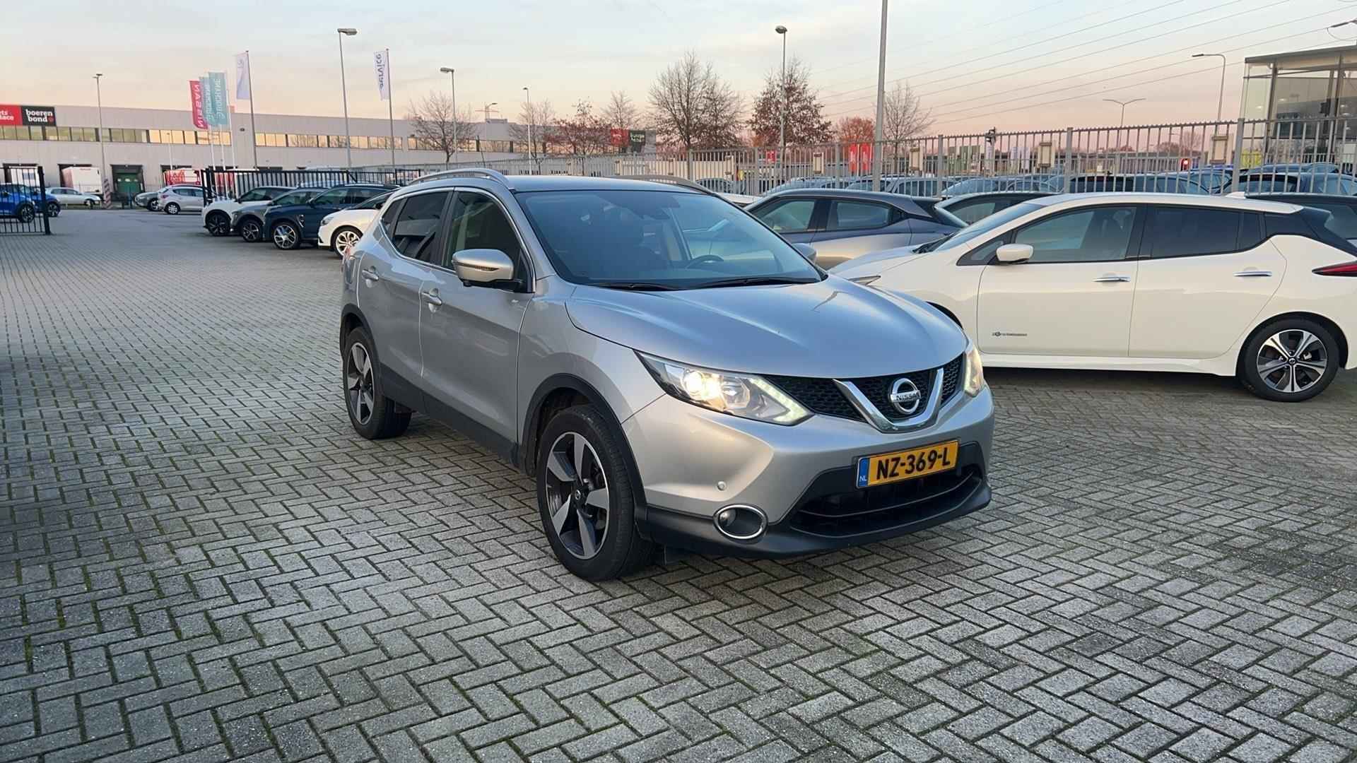 Nissan Qashqai 1.2 N-Connecta - 3/14