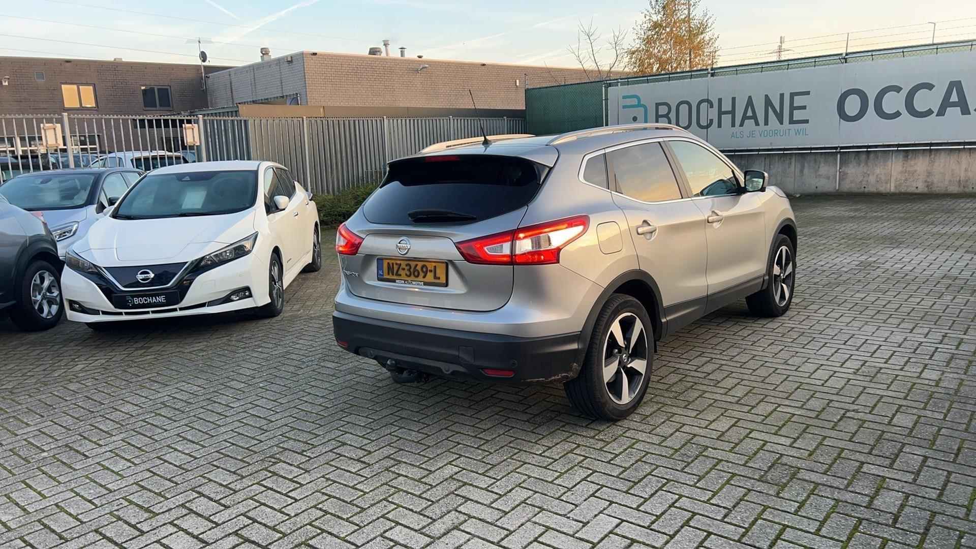 Nissan Qashqai 1.2 N-Connecta - 7/14