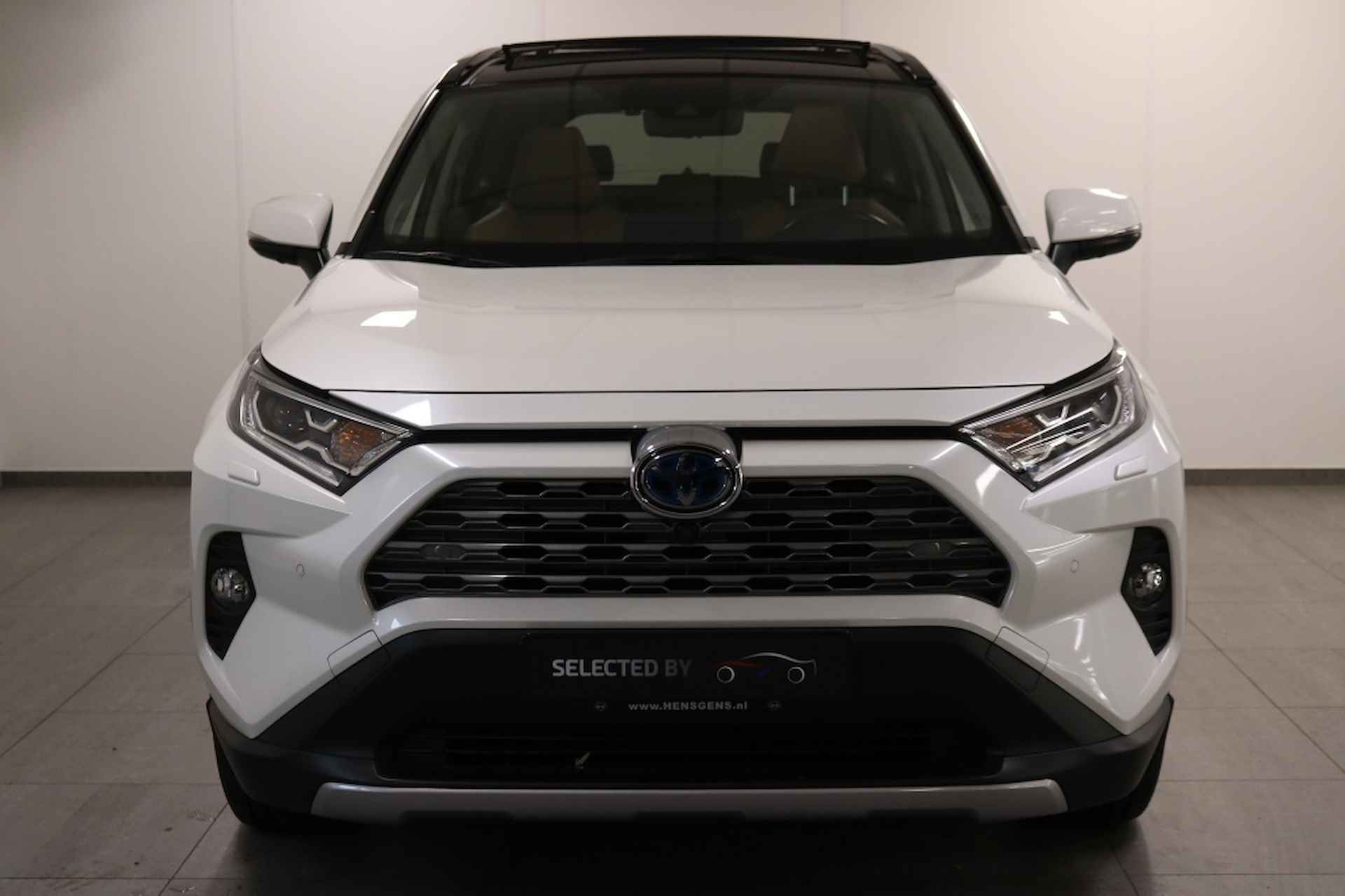 Toyota RAV4 2.5 Hybrid AWD Executive - 2/38