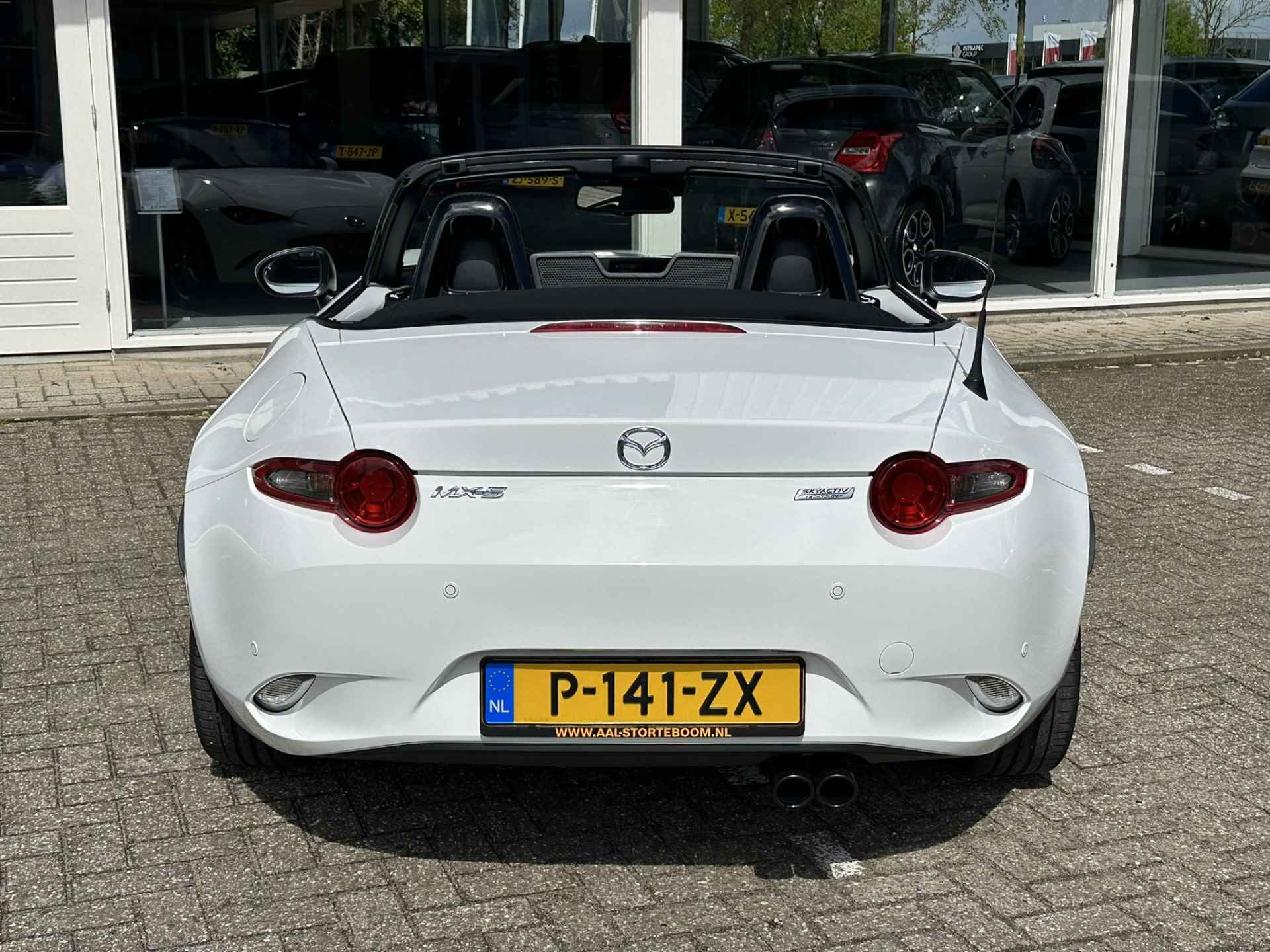 Mazda MX-5 2.0 GT-M | 160pk | Bi-Xenon | Leder | Stoelverwarming | Navi | Bose | Apple Carplay | Keyless | PDC - 11/62