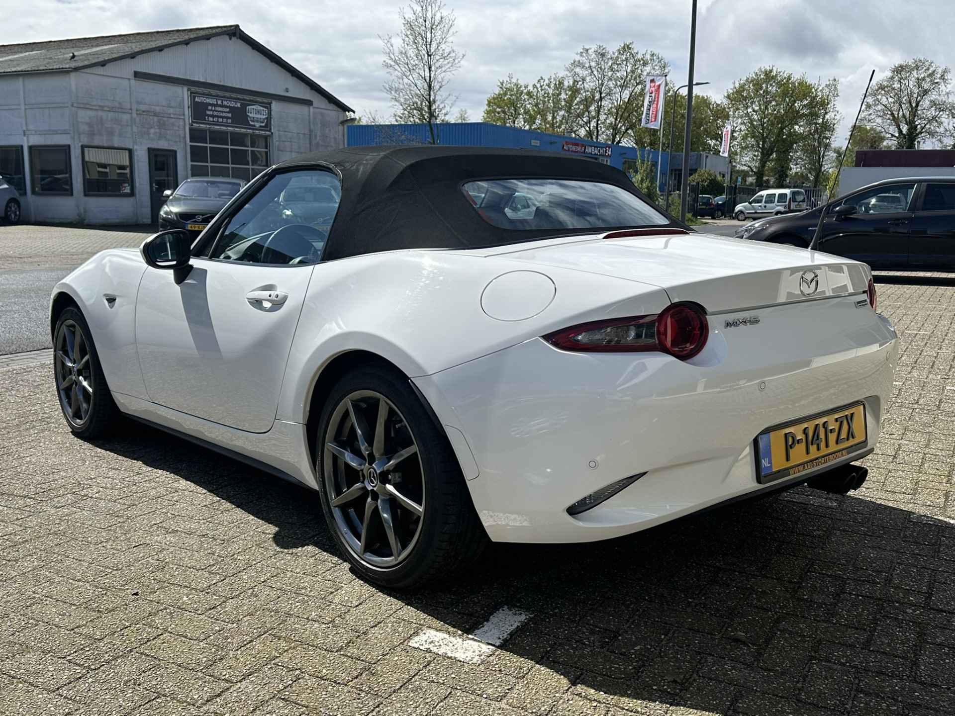 Mazda MX-5 2.0 GT-M | 160pk | Bi-Xenon | Leder | Stoelverwarming | Navi | Bose | Apple Carplay | Keyless | PDC - 60/62