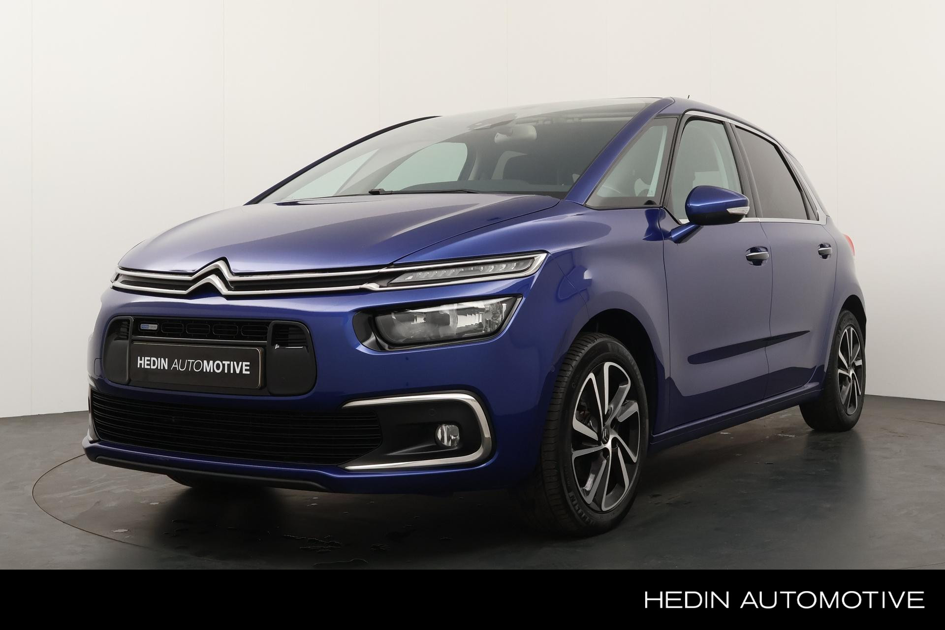 Citroen C4 Picasso 1.2 130PK Feel Aut. | Navigatie | Panoramisch voooruit | Camera | Climate control | Carplay | PDC V+A | LMV 17 inch | Afn. Trekhaak