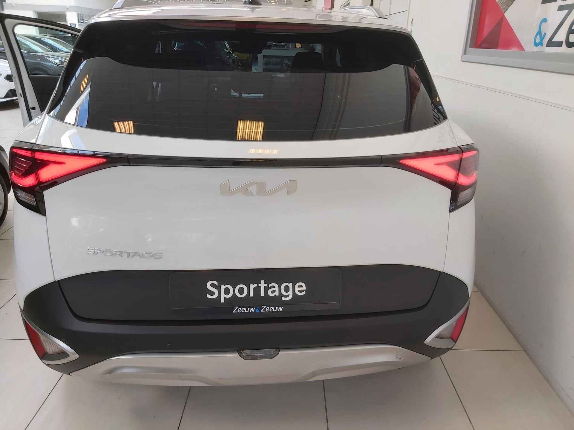 Kia Sportage 1.6 T-GDi MHEV ComfortLine nu met 3.500,00 korting  privatelease v.a. 574,00 - 13/21