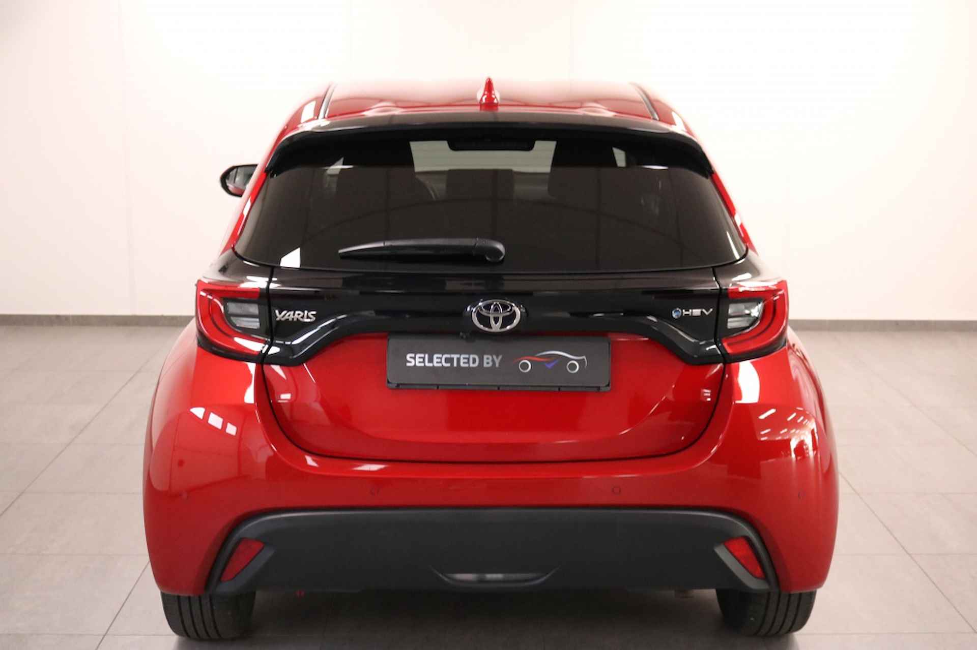 Toyota Yaris 1.5 Hybride Dynamic | Safety pack - 4/29