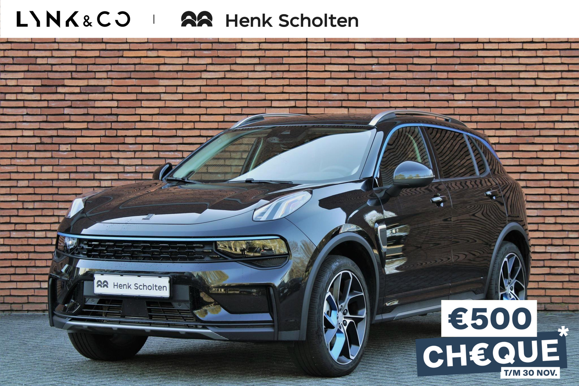 Lynk & Co 01 AUT7 261PK Plug-in Hybrid Business Edition, *Nieuwe Auto* Trekhaak, Panoramisch Schuif-/Kanteldak, Infinity Premium Geluidssysteem, Stoel/stuurwiel verwarming Parkeersensoren Voor + Achter, Achteruitrijcamera, Elektrisch Verstelbare Bestuurdersstoel Met Geheugen, Adaptieve Cruise Control, Highway Assist, Verwarmbare Voorstoelen, Apple CarPlay, Android Auto