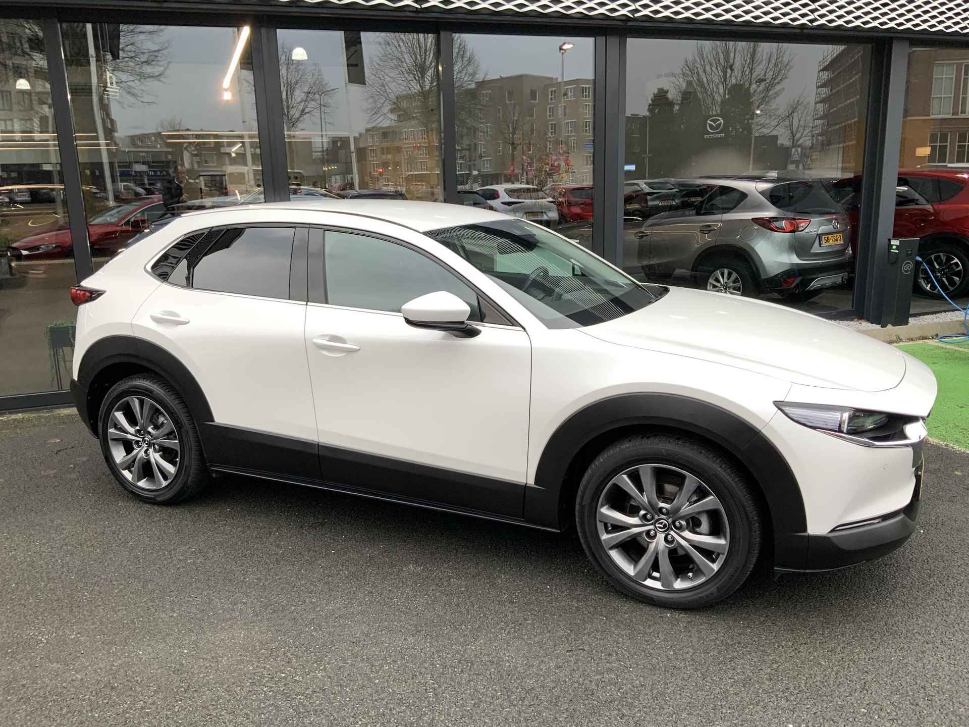 Mazda CX-30 2.0 e-Sky-X M Hybrid Luxury /Navigatie/camera achter/adaptive cruise/trekhaak - 2/23