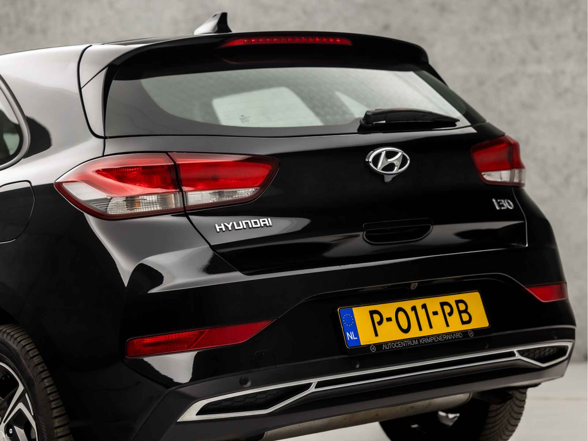 Hyundai i30 1.0 T-GDi MHEV Sport (APPLE CARPLAY, GROOT NAVI, DIGITAL COCKPIT, KEYLESS, CAMERA, LED KOPLAMPEN, SPORTSTOELEN, CLIMATE, LANE ASSIST, NIEUWSTAAT) - 11/39