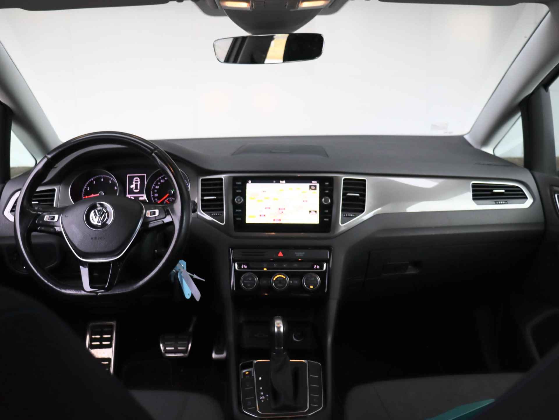 Volkswagen Golf Sportsvan 1.0 TSI Comfortline | Automaat | Navi | PDC Voor achter | - 2/24