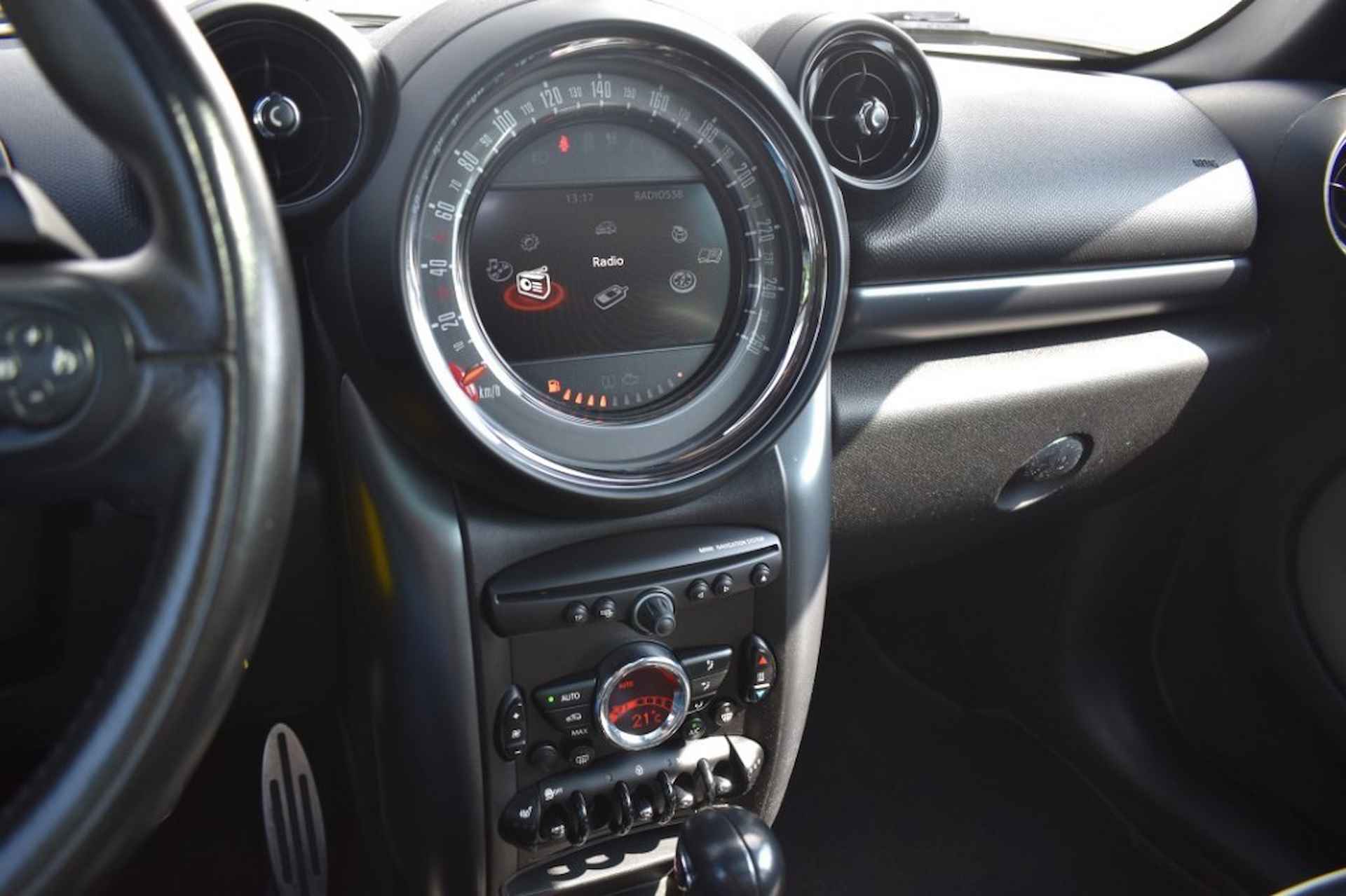 MINI Countryman COOPER S ALL4 AUT. / FULL OPTIONS - 31/44