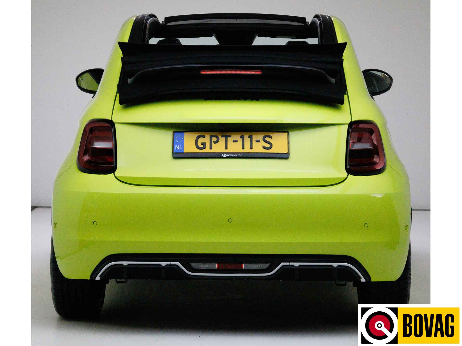 Abarth 500C Cabrio Scorpionissima 42 kWh 155 PK | € 2000,- Subsidie mogelijk! JBL, Camera, Stoelverwarming, PDC, 18" LMV, Navigatie. Sportstoelen - 3/25