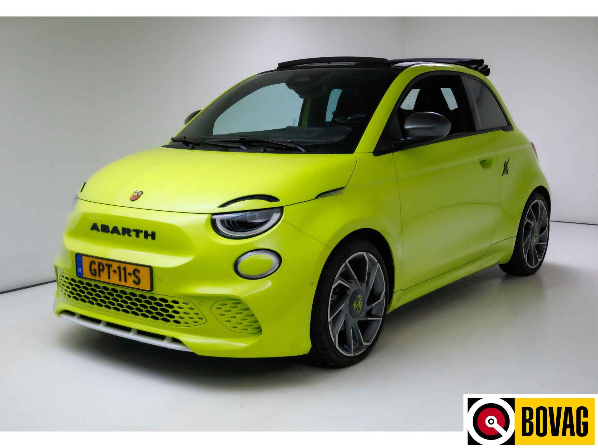 Abarth 500C Cabrio Scorpionissima 42 kWh 155 PK | € 2000,- Subsidie mogelijk! JBL, Camera, Stoelverwarming, PDC, 18" LMV, Navigatie. Sportstoelen - 19/25