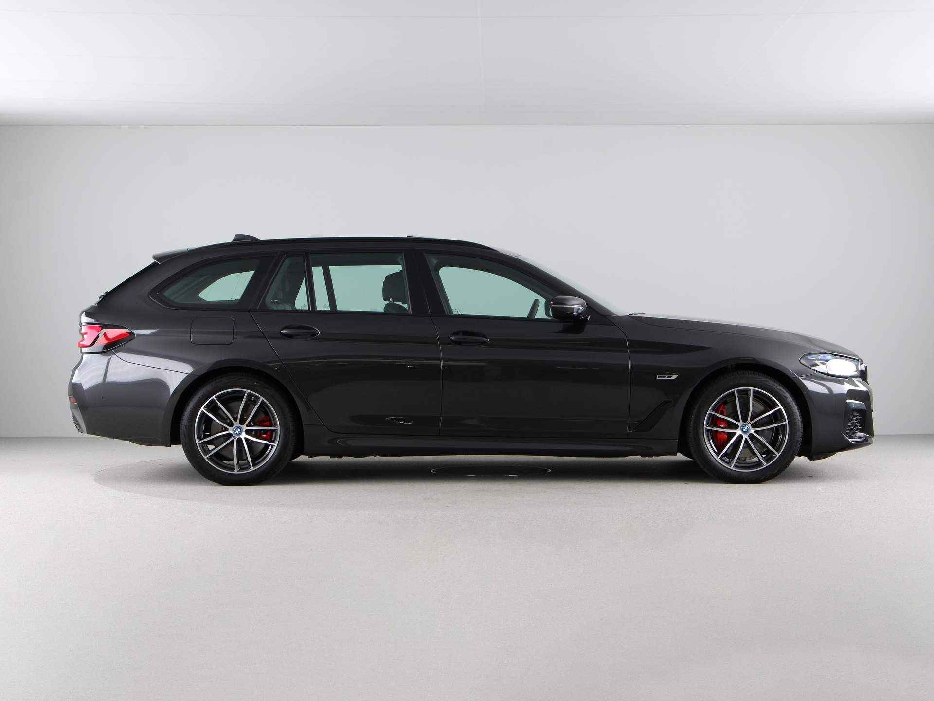 BMW 5 Serie Touring 530e M-Sport Pro Business Edition Plus - 9/24