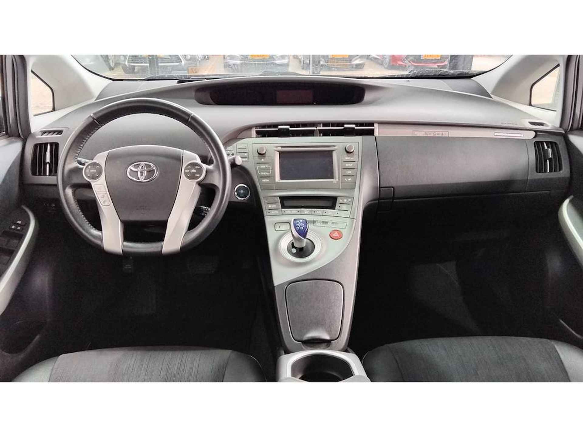 Toyota Prius 1.8 Plug-in Hybrid Aspiration - 12/24