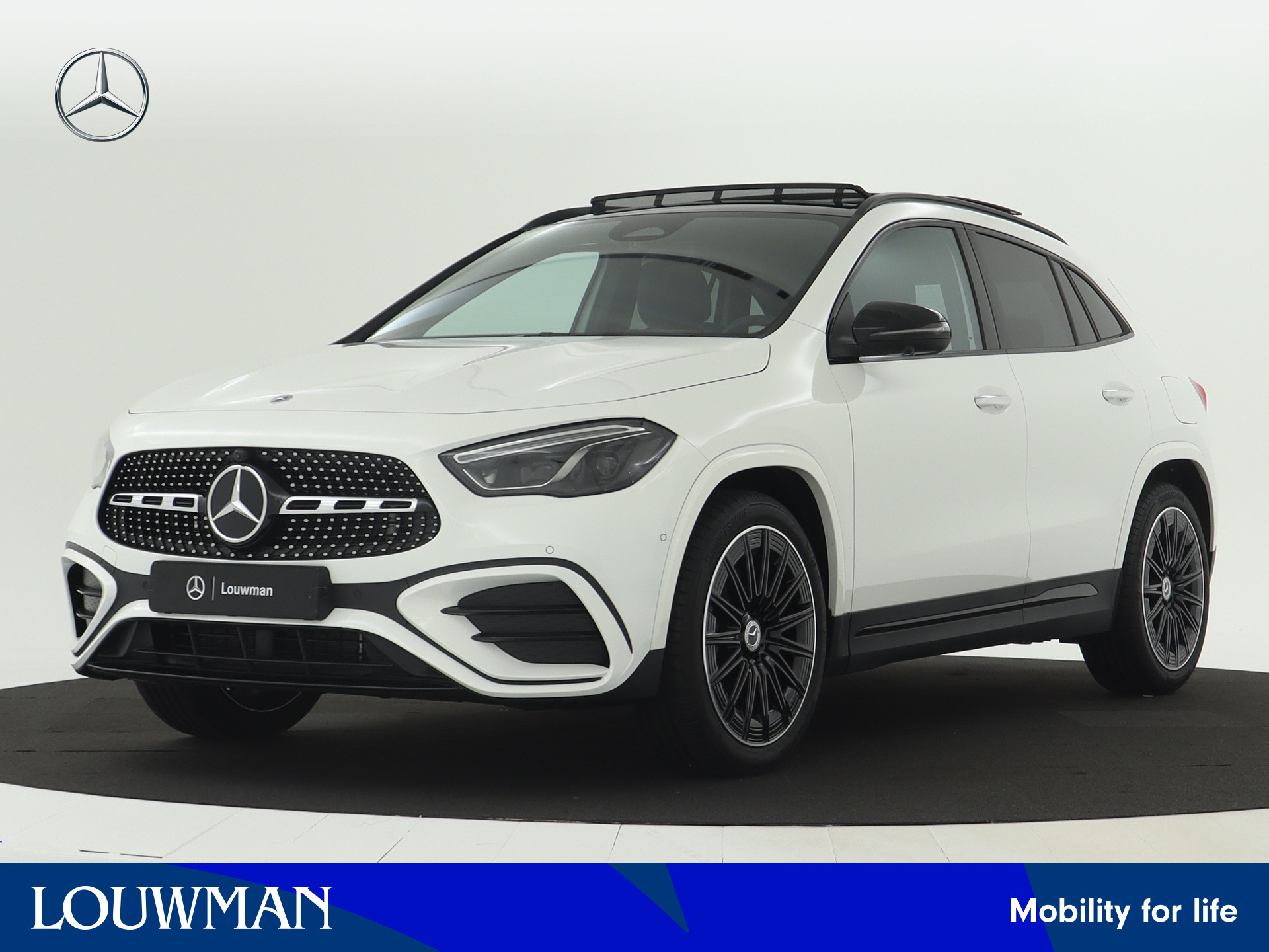 Mercedes-Benz GLA 180 Star Edition | Trekhaak | Nightpakket | Premium Plus pakket | Dodehoekassistent | Keyless-Go comfortpakket | USB-pakket plus | Parkeerpakket met 360°-camera | GUARD 360 ° Vehicle protection Plus |