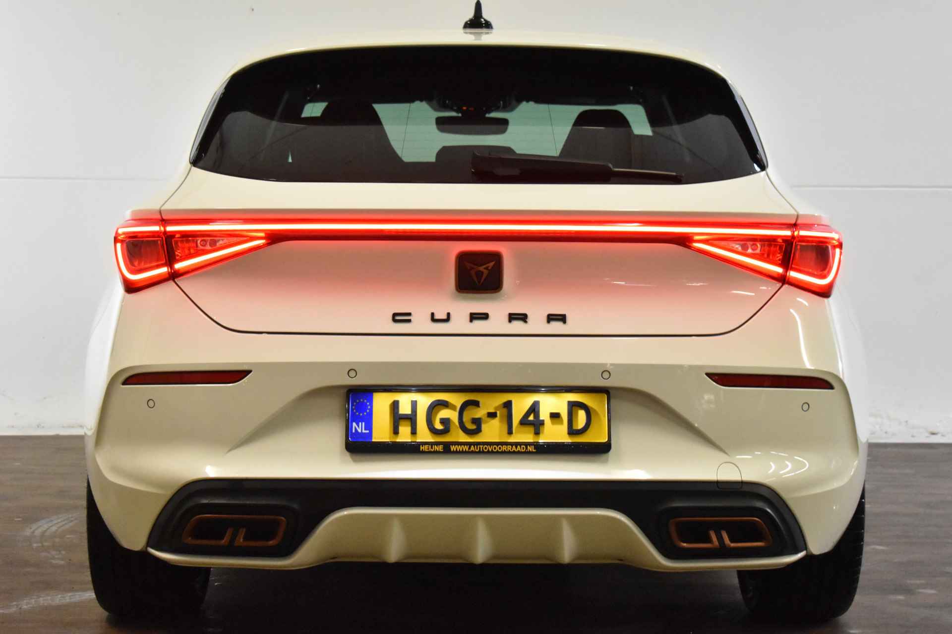 CUPRA Leon e-HYBRID 204PK DSG BUSINESS SPORT NAVI/LED/STUURW VERW. - 7/29