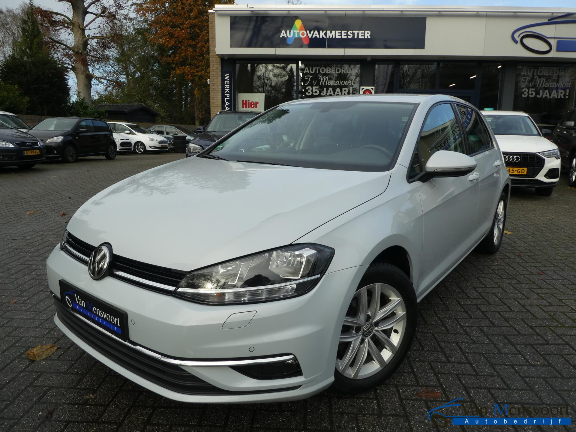 Volkswagen Golf 1.0 TSI BlueMotion Comfortline Sound ACC|NaviDiscover|CarPlay|Climate bij viaBOVAG.nl