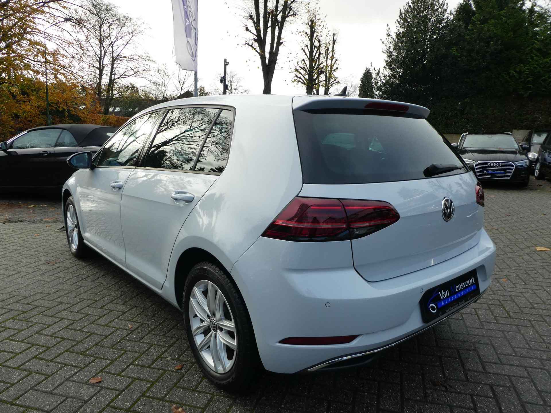 Volkswagen Golf 1.0 TSI BlueMotion Comfortline Sound ACC|NaviDiscover|CarPlay|Climate - 4/45