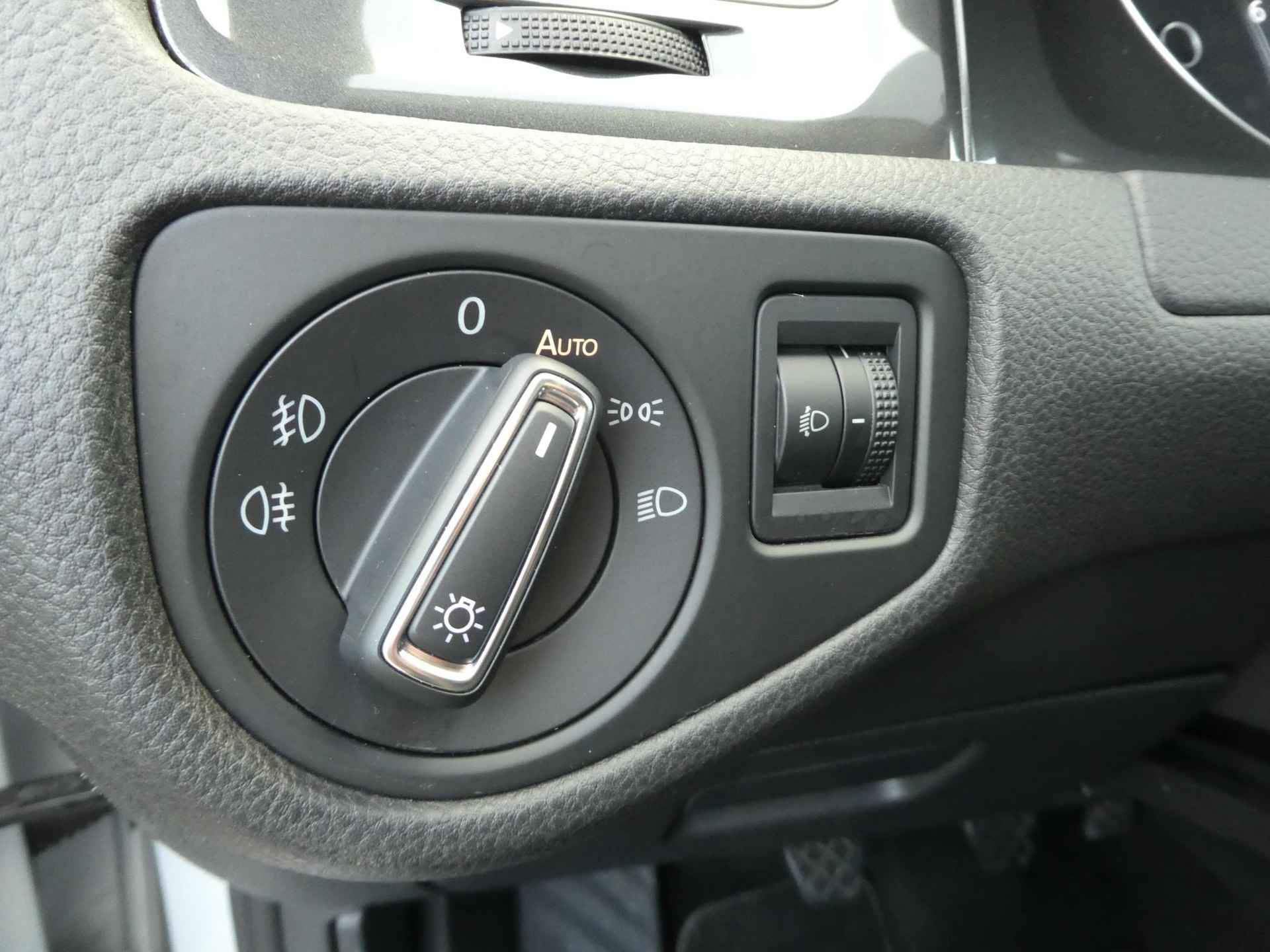 Volkswagen Golf 1.0 TSI BlueMotion Comfortline Sound ACC|NaviDiscover|CarPlay|Climate - 27/45