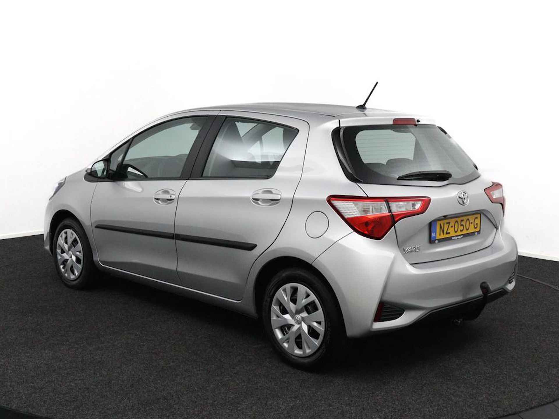 Toyota Yaris 1.5 VVT-i Aspiration | 1.5 | Dealer Onderhouden | Trekhaak | Cruise Control | Achteruitrijcamera | - 5/46