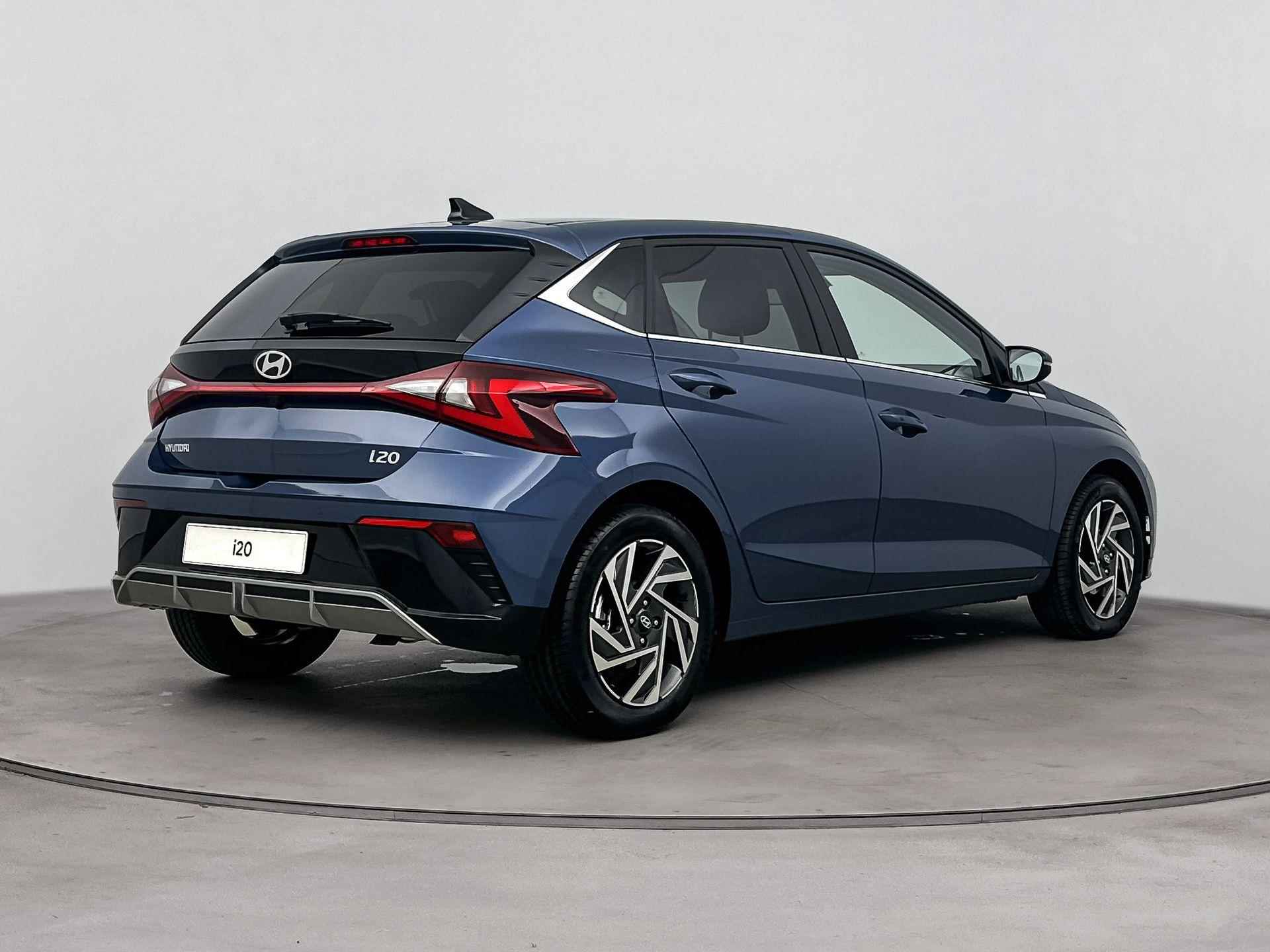 Hyundai i20 1.0 T-GDI Premium Sky | INCL. € 2000,- VOORDEEL! |DIRECT LEVERBAAR | NAVI | SKY/OPENDAK | APPLE CARPLAY/AUTO ANDROID | 16'' LM VELGEN | CAMERA | STOELVERWARMING | CLIMA | CRUISE  | - 3/35