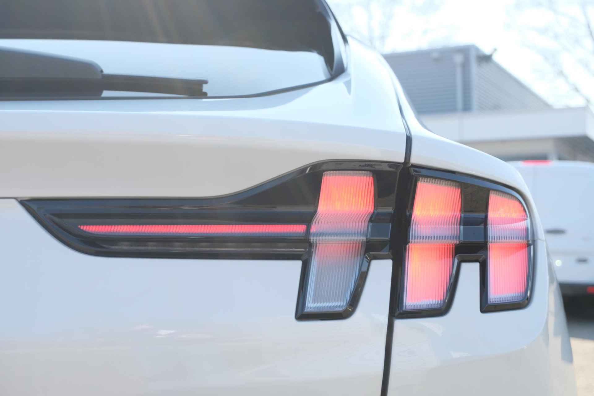 Ford Mustang Mach-E 98kWh AWD GT 488pk | Sync 4 | Winterpack | Full LED | 1.500kg Trekgewicht | Adaptieve Cruise | Verlengde fabrieksgarantie tot 03-2027 - 46/46