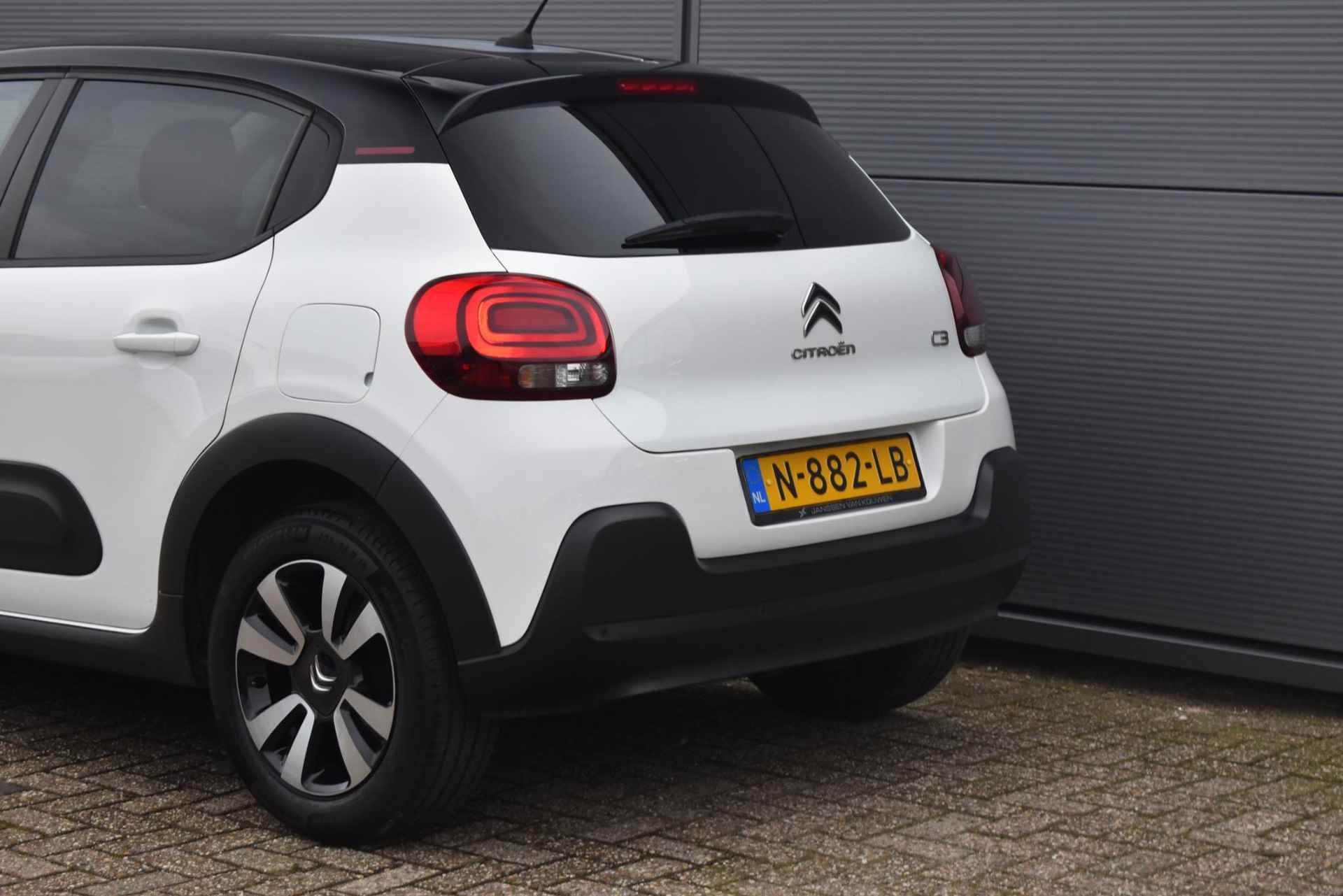 Citroen C3 1.2 PureTech C-Series Airco Apple Carplay - 26/38