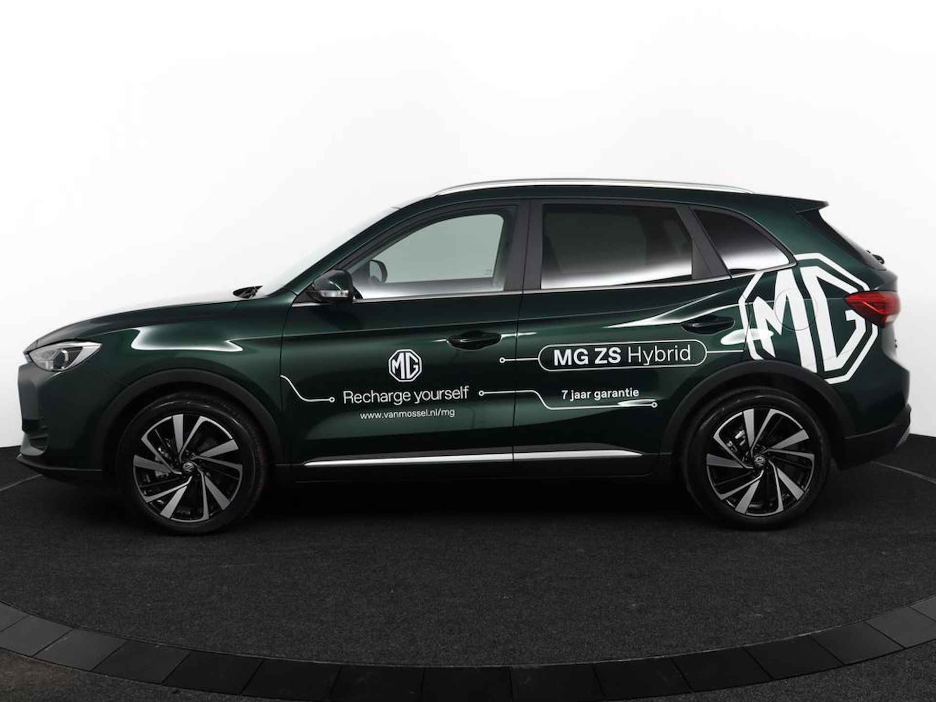 MG ZS 1.5 Hybrid+ Luxury - 3/41