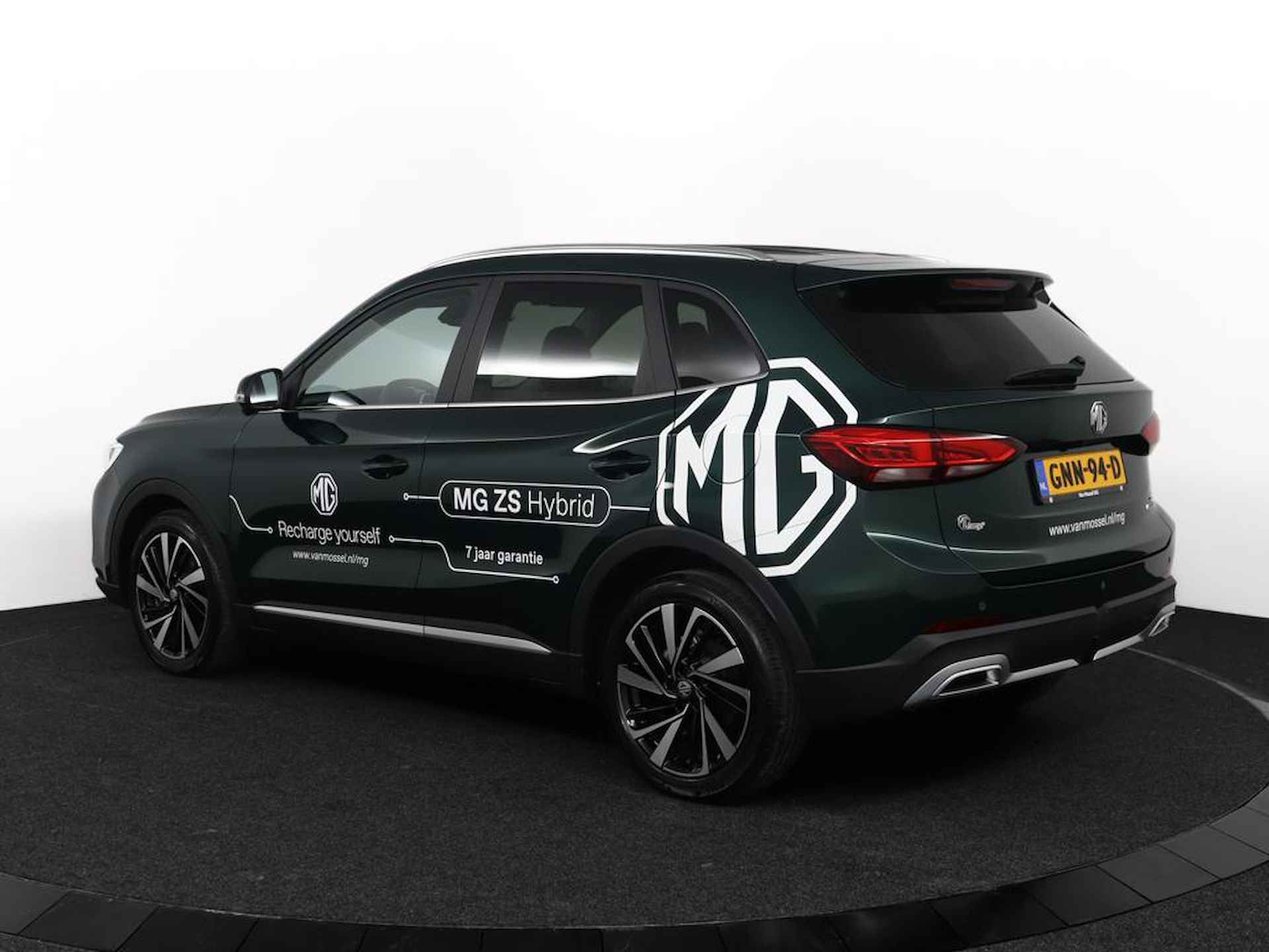 MG ZS 1.5 Hybrid+ Luxury - 10/41