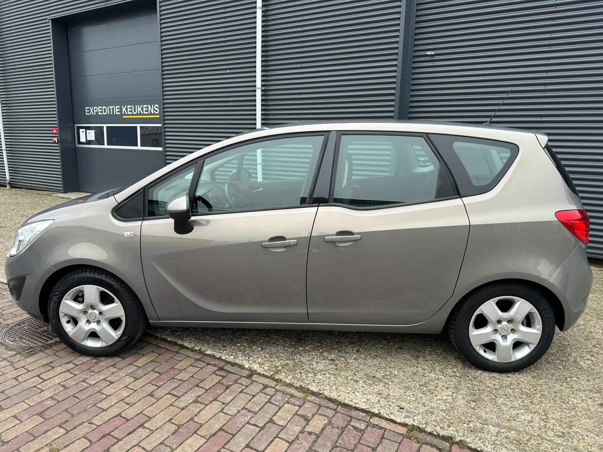 Opel Meriva 1.4 Turbo Anniversary Edition - 6/37