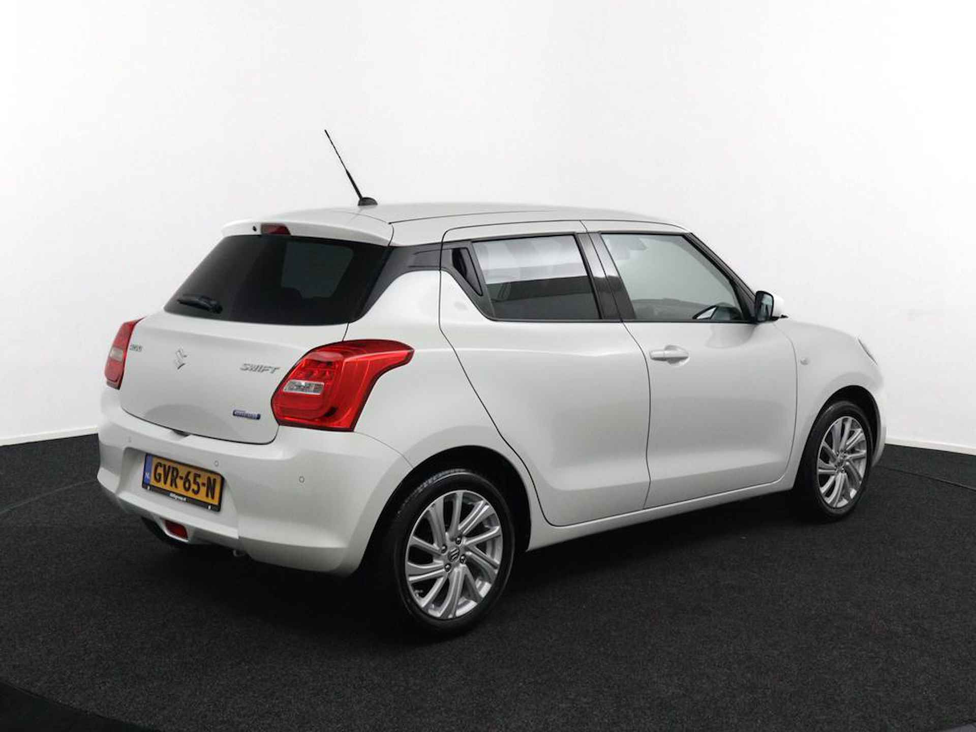 Suzuki Swift 1.2 Select Smart Hybrid | Adaptieve Cruise Control | Achteruitrijcamera | Airco | Apple Carplay | Android Auto | - 3/45