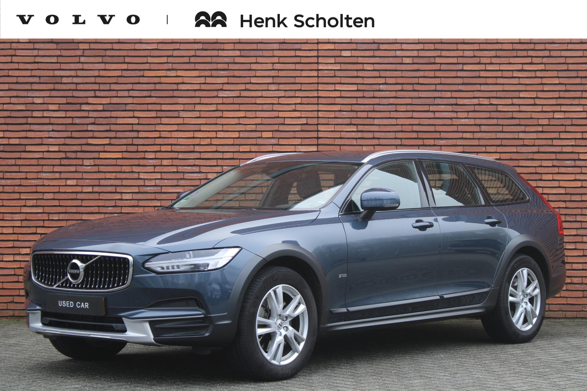 Volvo V90 Cross Country T5 AUT8 255PK Anniversary Edition | Trekhaak | Parkeercamera | Verwarmbare Voorstoelen | BLIS Dodehoekdetectie | Navigatie | Adaptieve Cruise Control | Bluetooth Telefonie & Multimedia | Lederen Bekleding