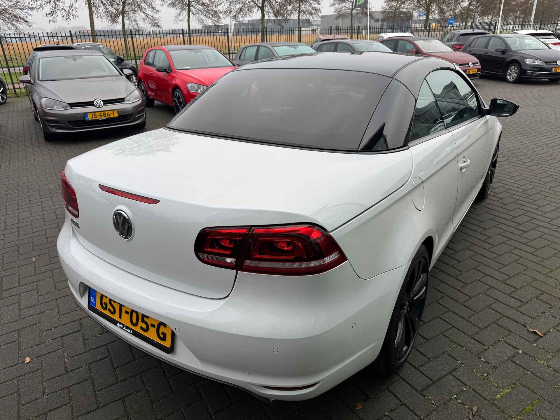 Volkswagen Eos 2.0 TSI Highline * Xenon/ Led * Keyless * Cruise Contol * - 16/29