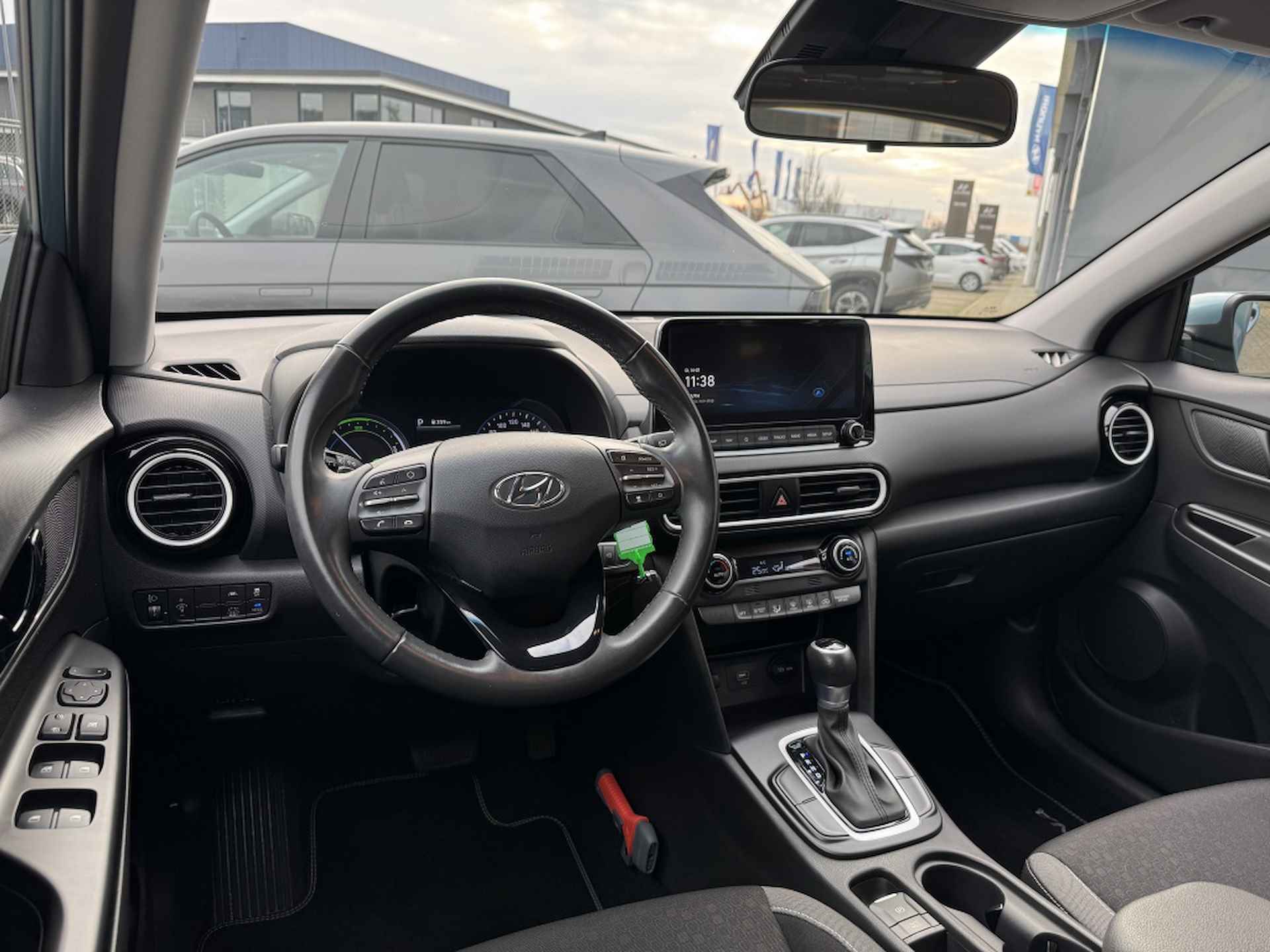 Hyundai Kona 1.6 GDI HEV Comfort | Navigatie | Premium audio | 1e eigenaar | - 13/30